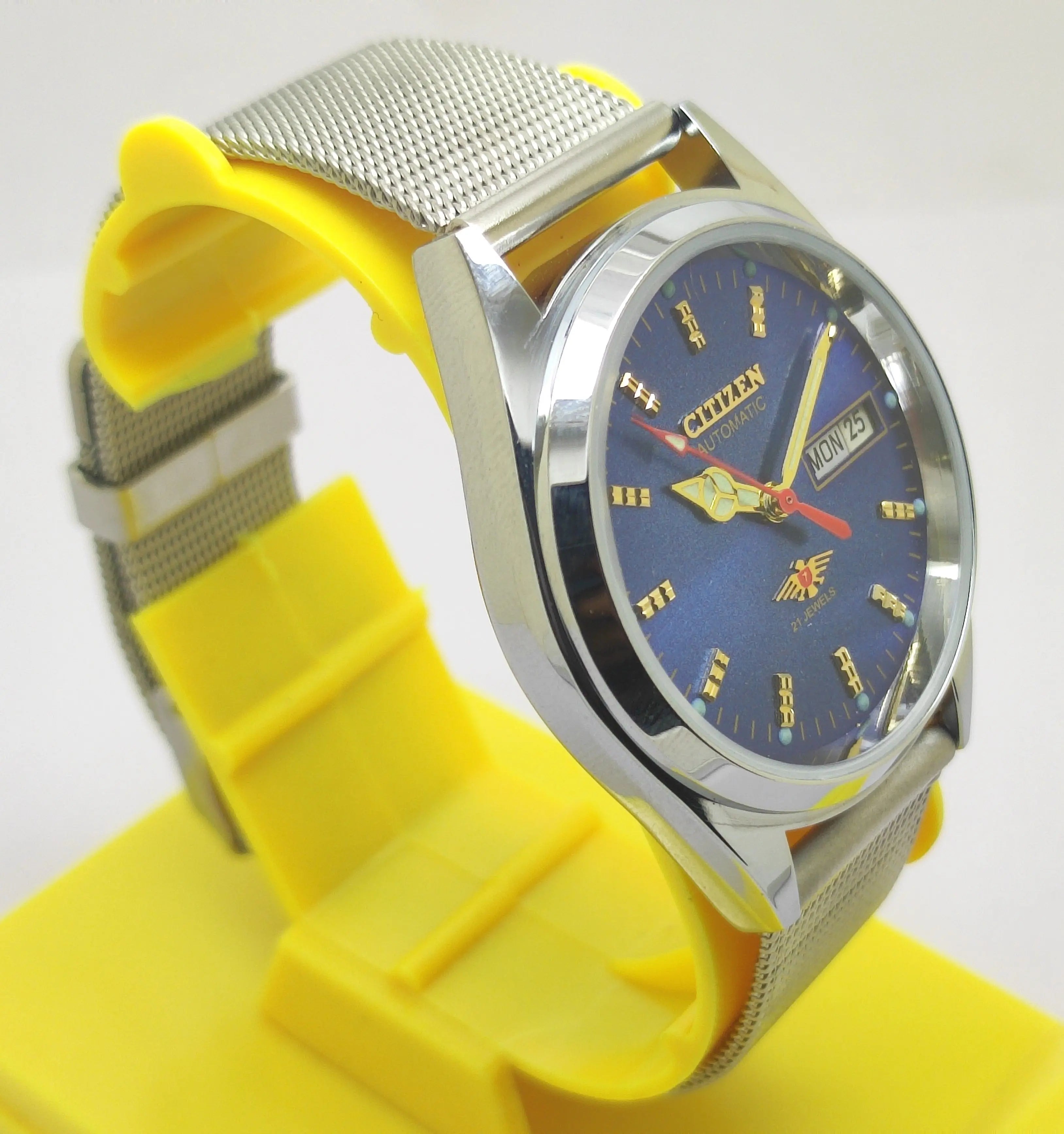Citizen Automatic 8200 Movement stainless steel Japan Made 21 Jewels Men s Wrist Watch National Watches