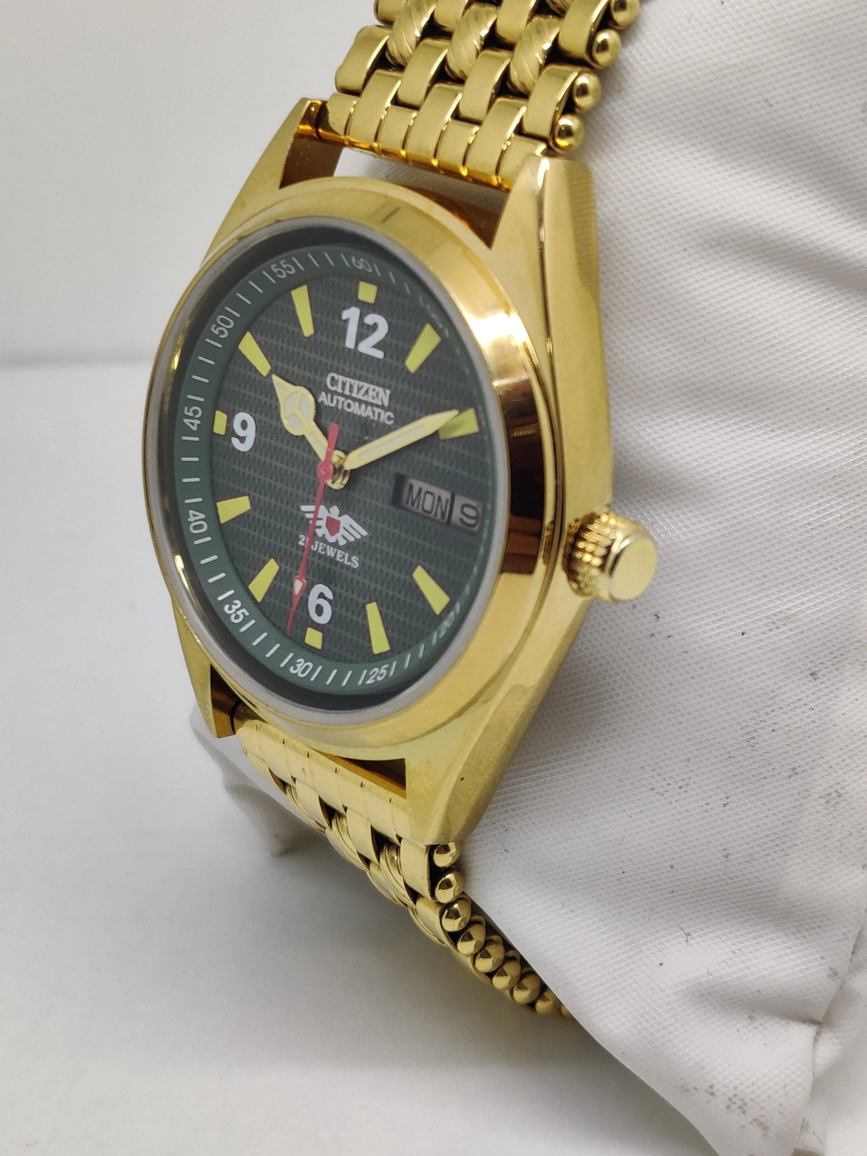 Citizen Automatic 8200 Movement stainless steel Japan Made 21 Jewels Men s Wrist Watch National Watches