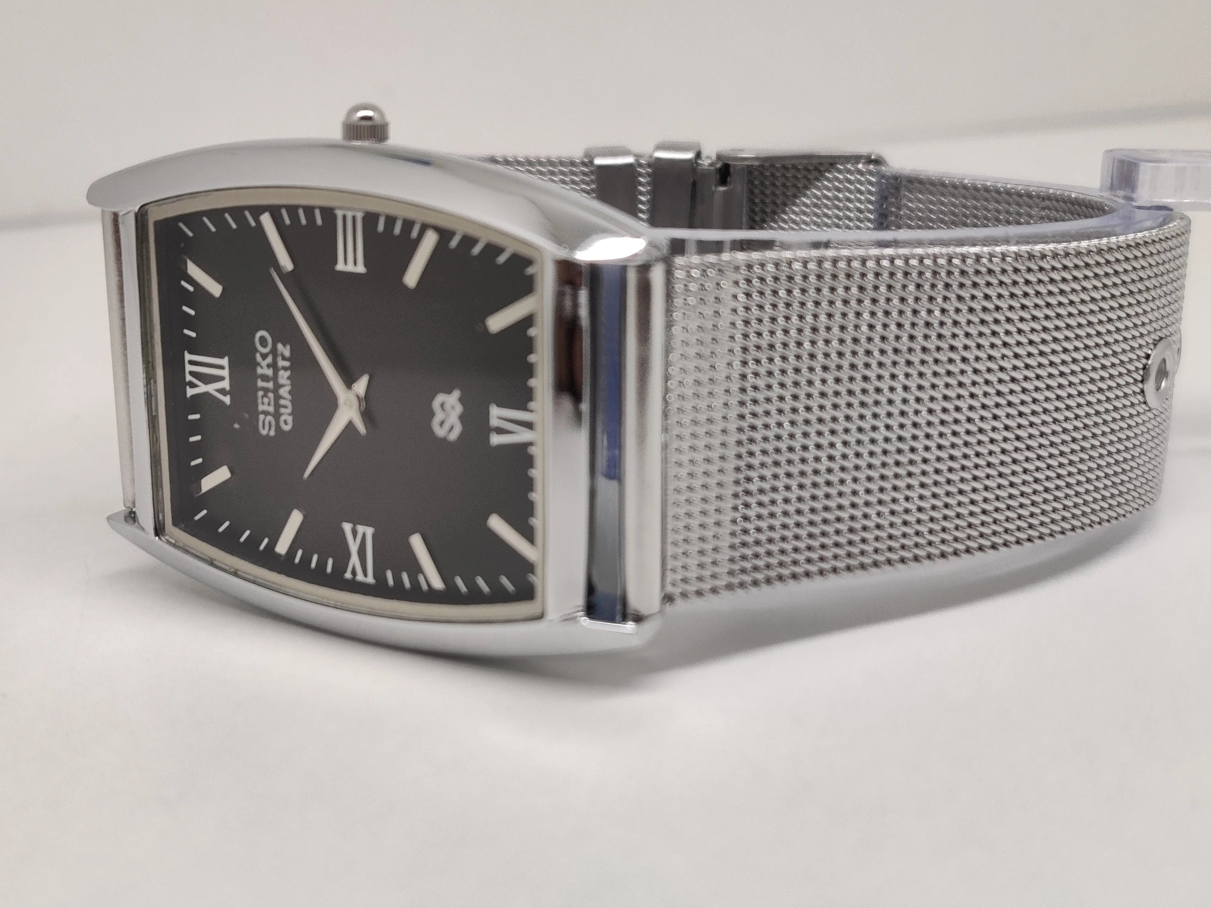 Seiko Silim Quartz Watch – Sleek, Durable & Stylish Timepiece for Men/Women - National Watches