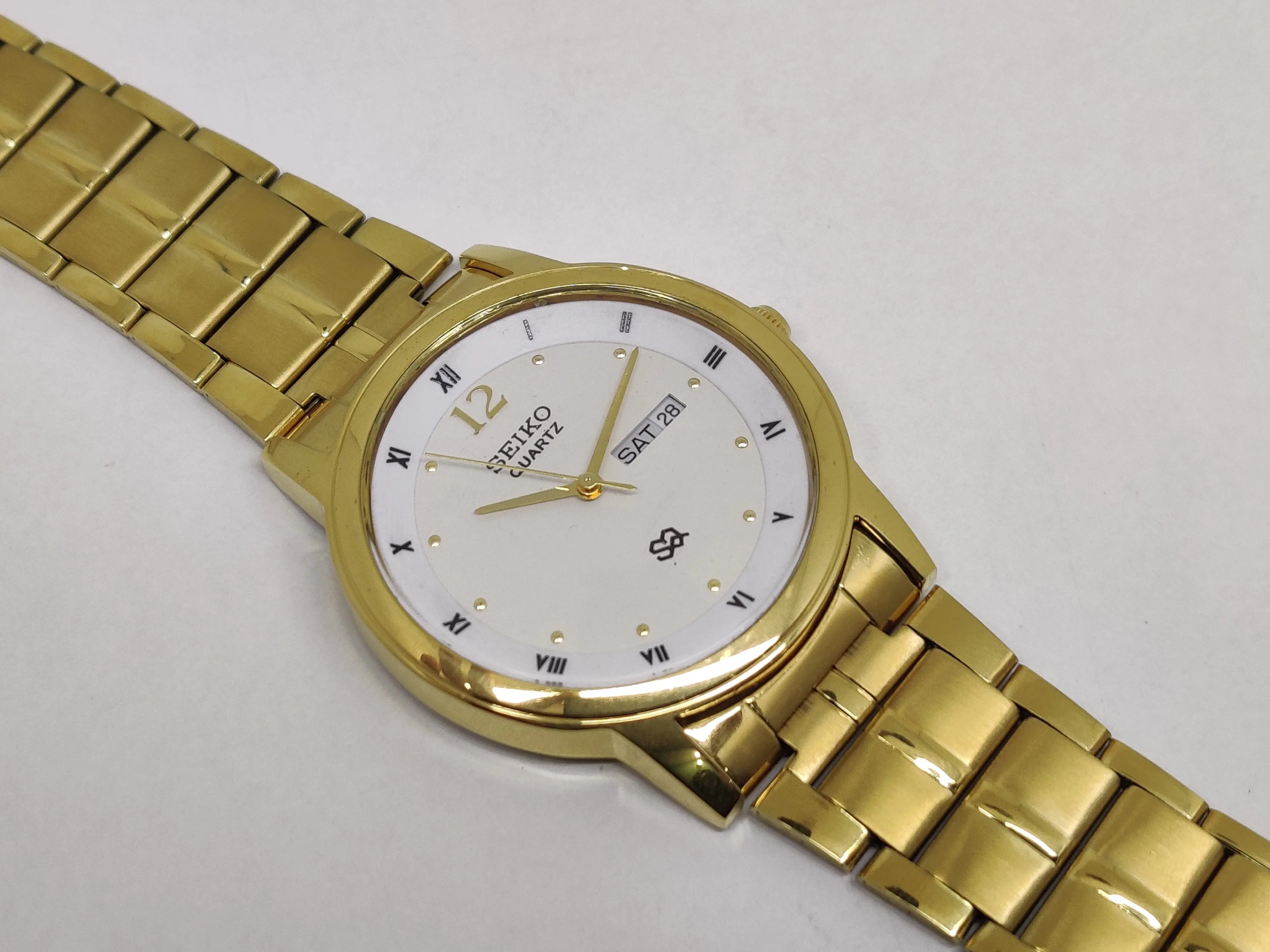 Seiko 5 Black Dial quartz Watch - National Watches