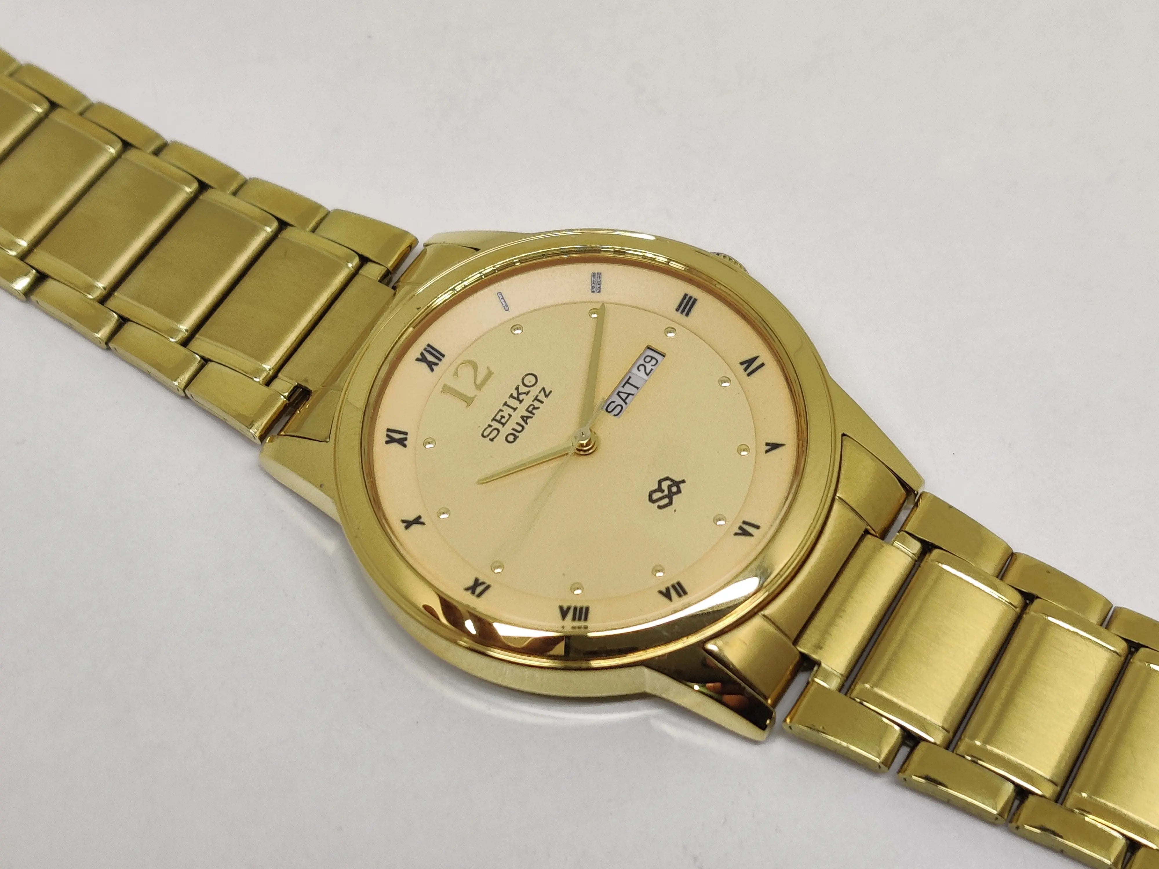Seiko 5 Black Dial quartz Watch - National Watches