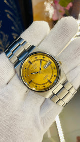 (Super Rare) 1983 Seiko 5 Automatic 7S26 with Glass Back Vintage Watch (Pre Owned - National Watches
