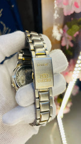 (Super Rare) 1983 Seiko 5 Automatic 7S26 with Glass Back Vintage Watch (Pre Owned - National Watches