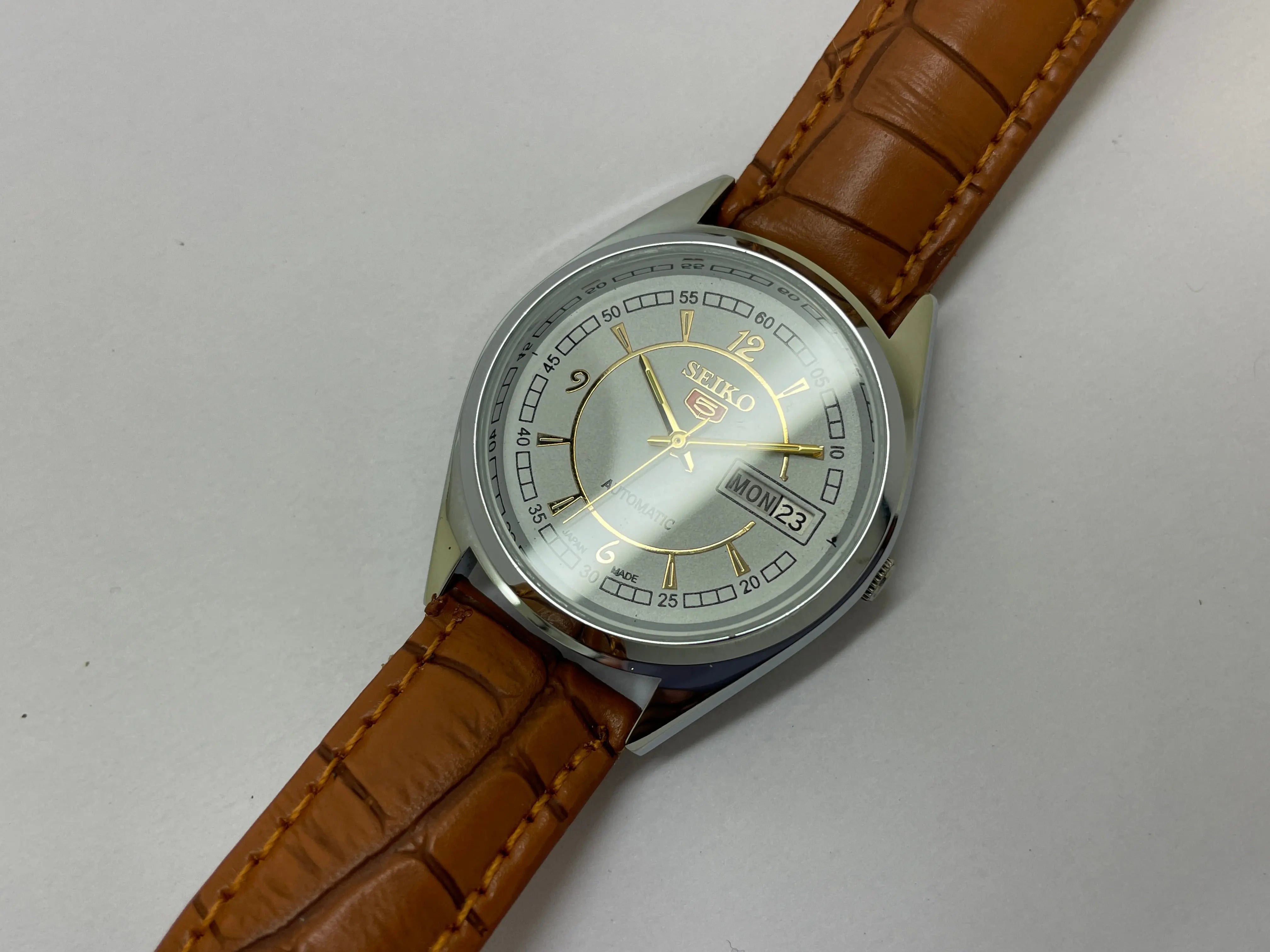 Seiko 5 Black Dial Automatic Vintage Watch National Watches