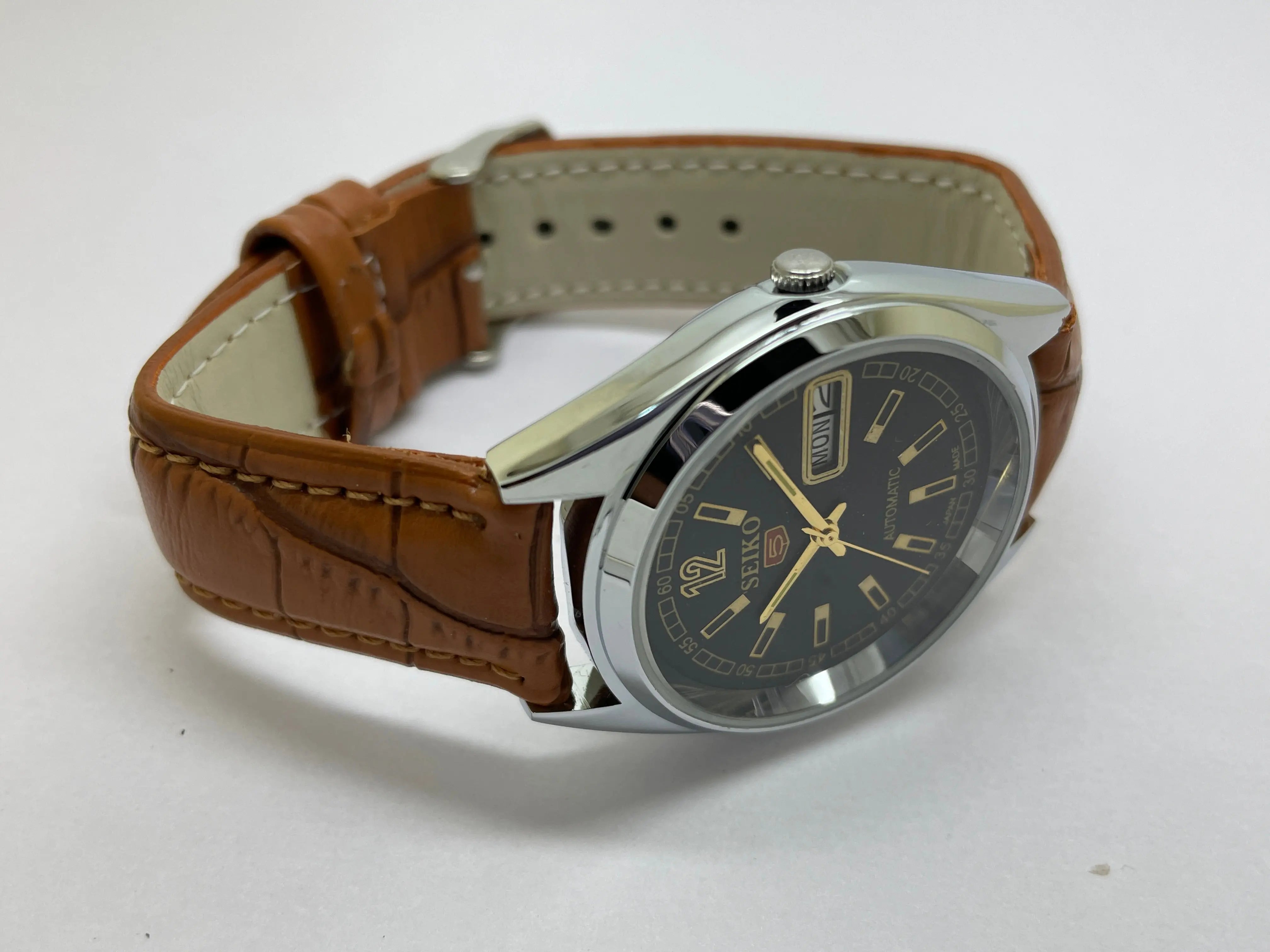 Seiko 5 Black Dial Automatic Vintage Watch National Watches