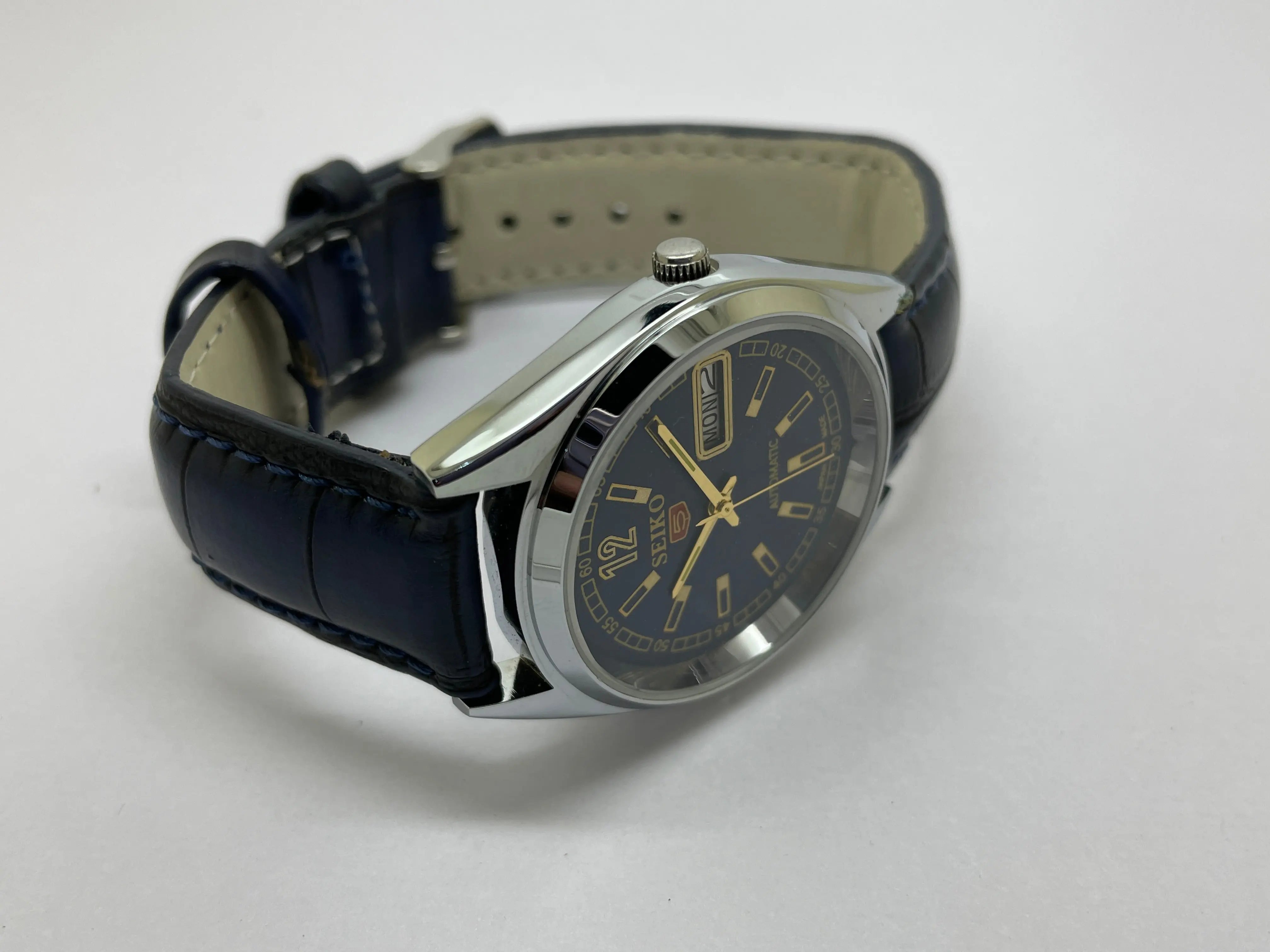 Seiko 5 Black Dial Automatic Vintage Watch National Watches