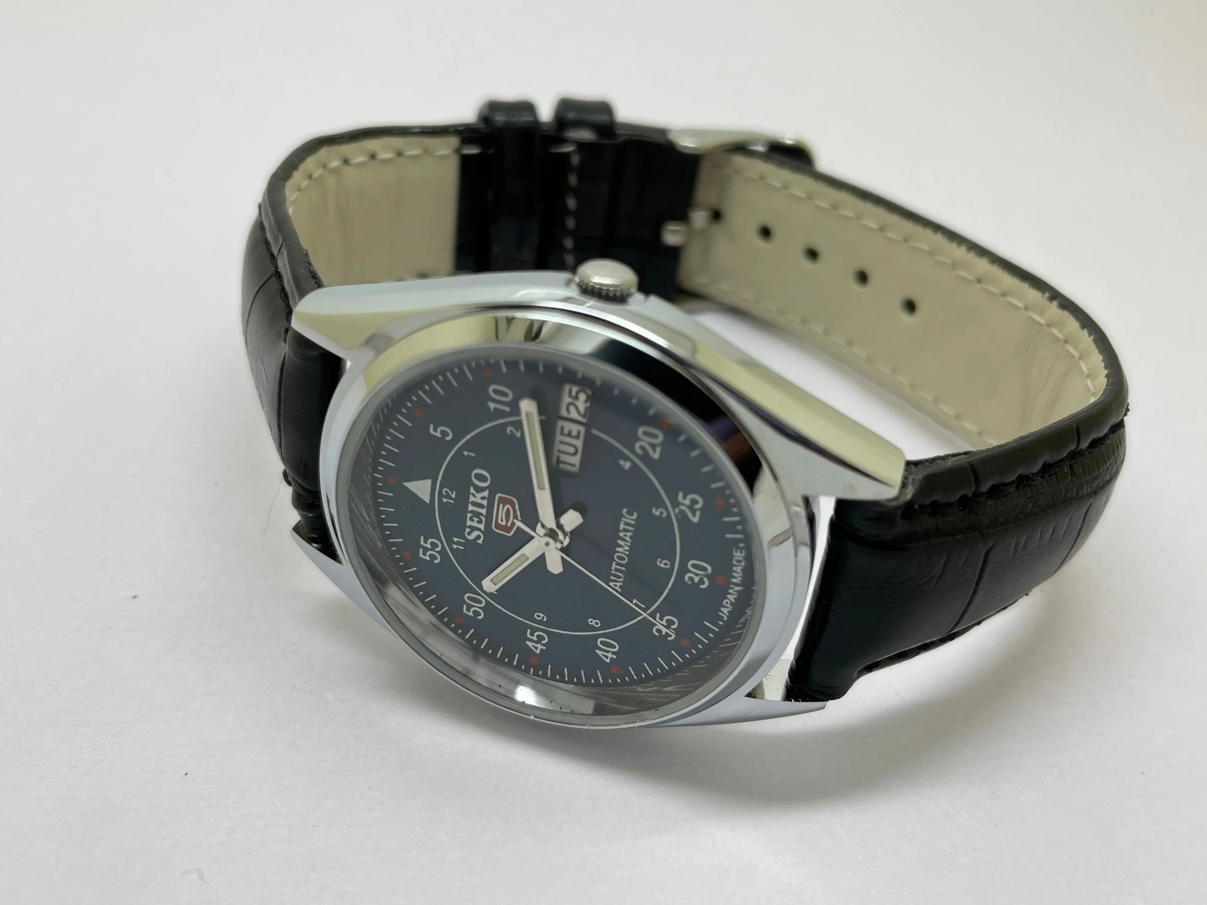 VINTAGE REFURBISHED SEIKO 5 AUTOMATIC JAPAN MENS DAY DATE WATCH - National Watches