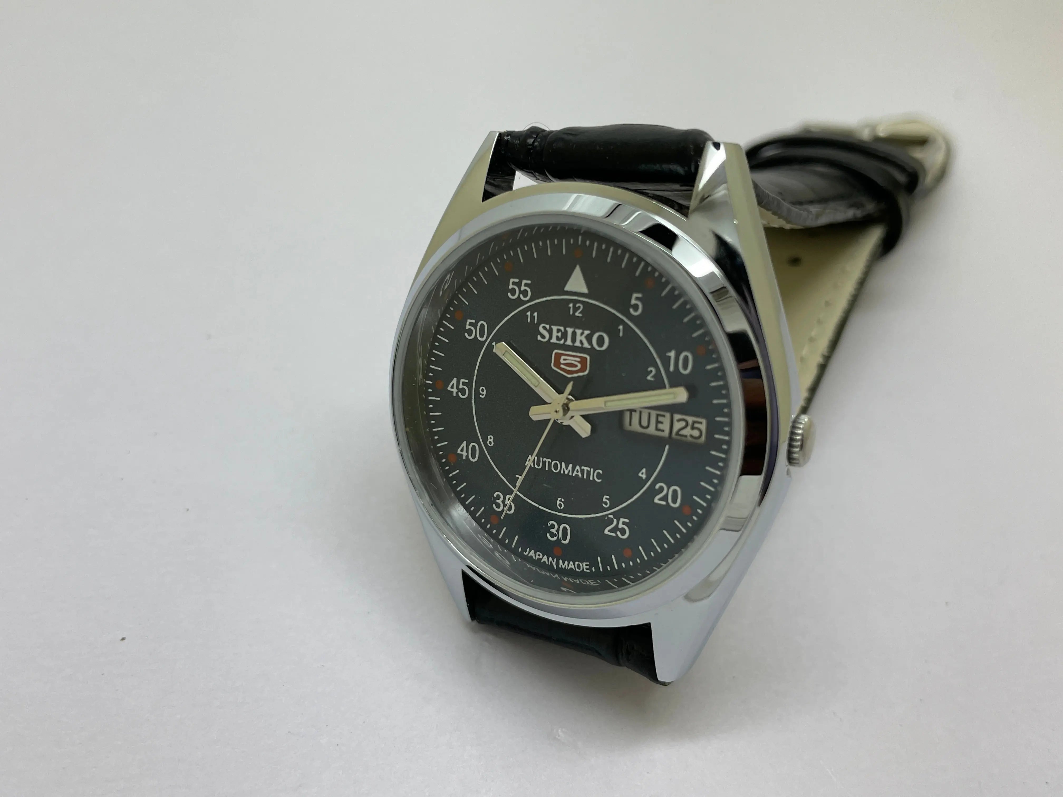 Seiko 5 Black Dial Automatic Vintage Watch National Watches