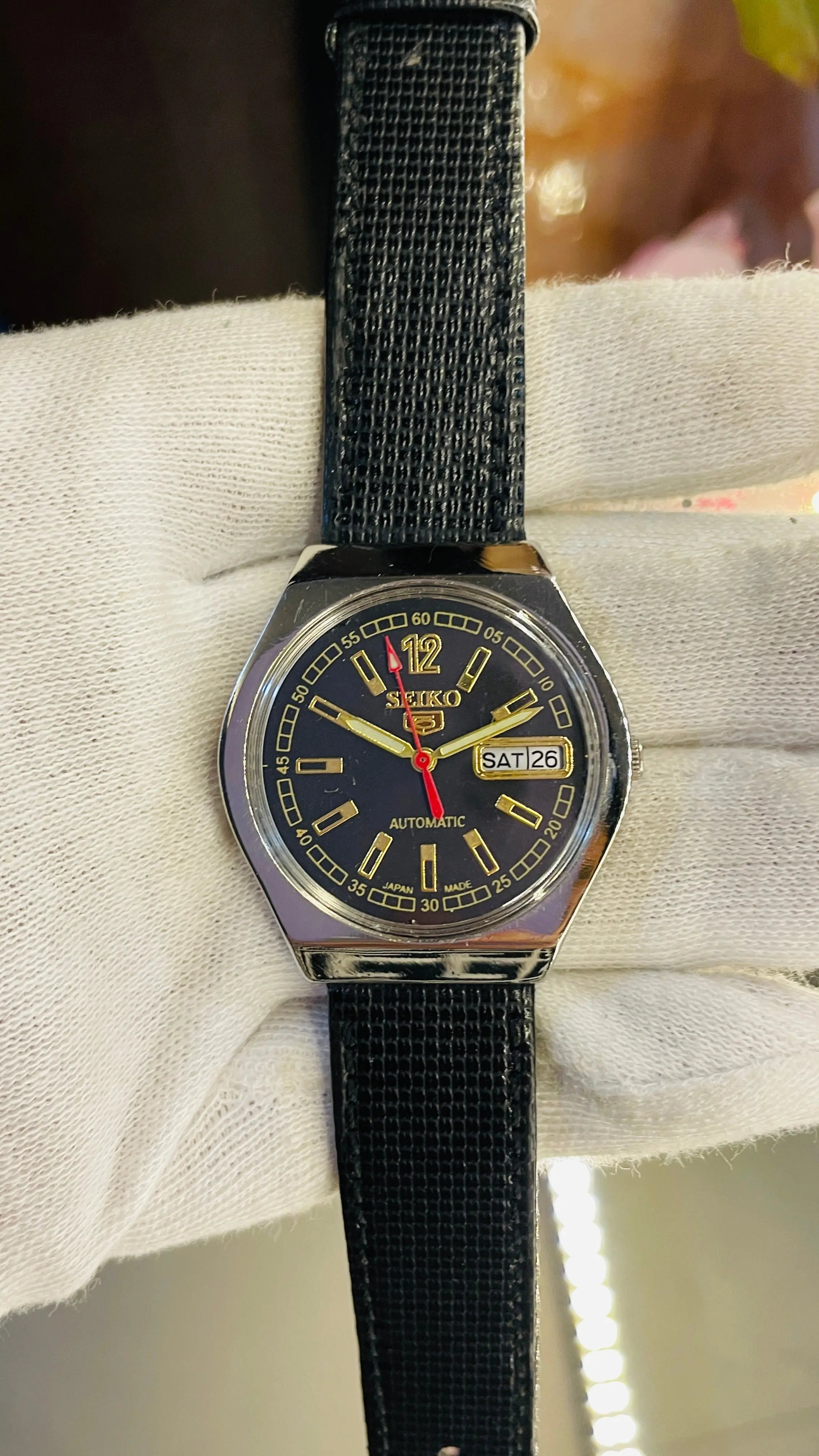 Seiko 5 Automatic Men’s Watch – Vintage Japan Model | Restored & Ready to Wear National Watches
