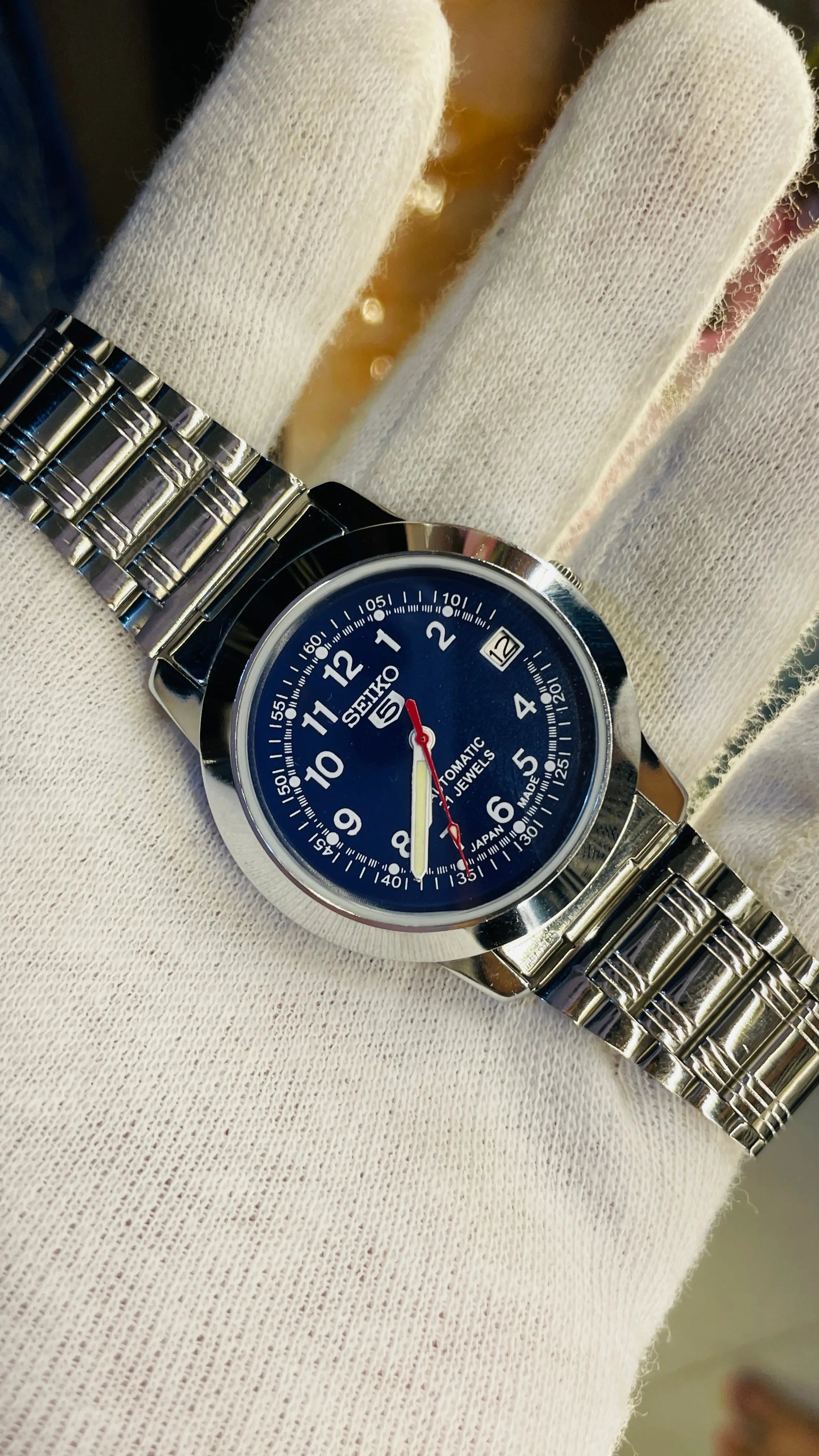 Seiko 5 Automatic Men’s Watch – Vintage Japan Model | Restored & Ready to Wear National Watches