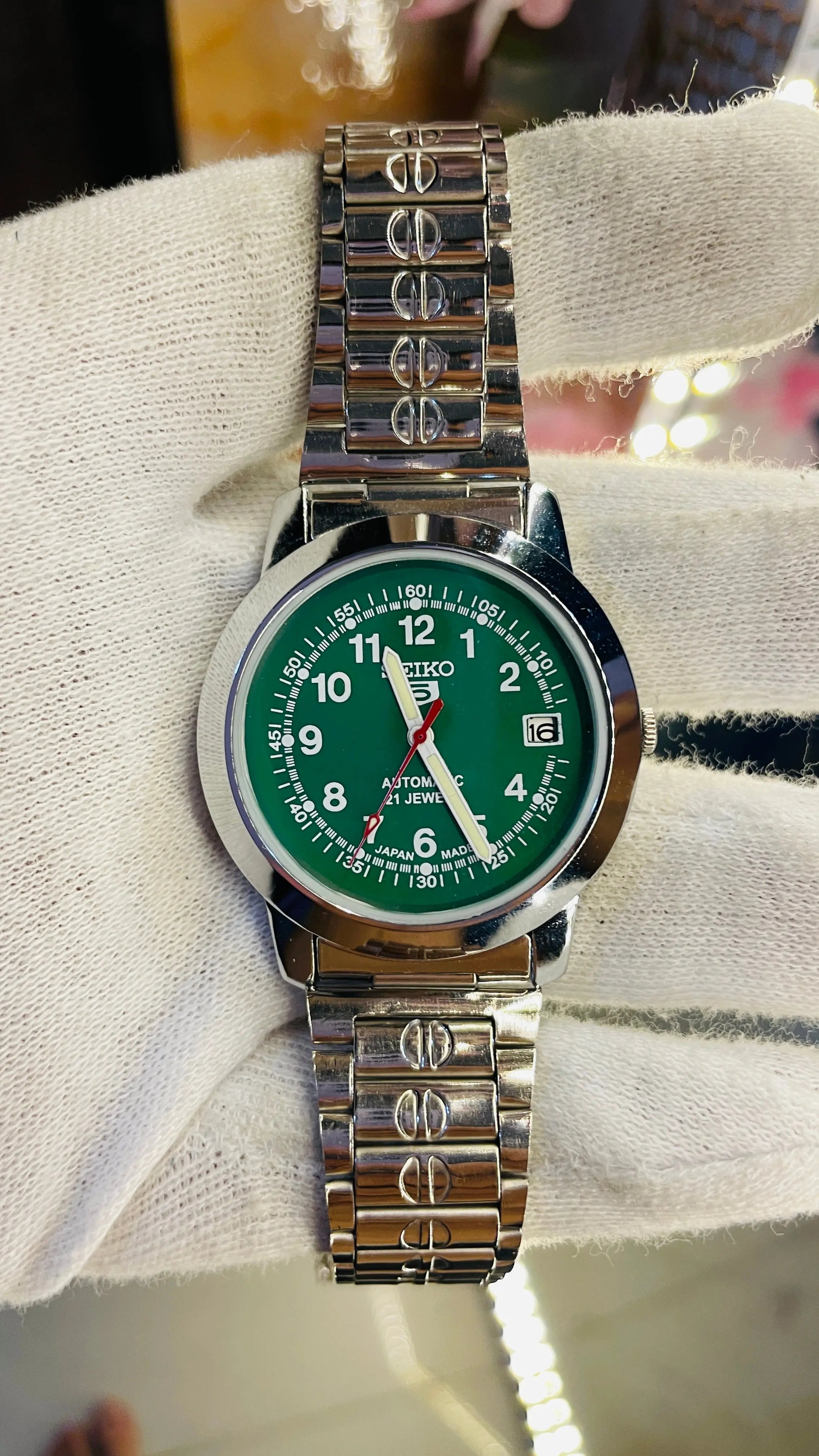 Seiko 5 Automatic Men’s Watch – Vintage Japan Model | Restored & Ready to Wear National Watches