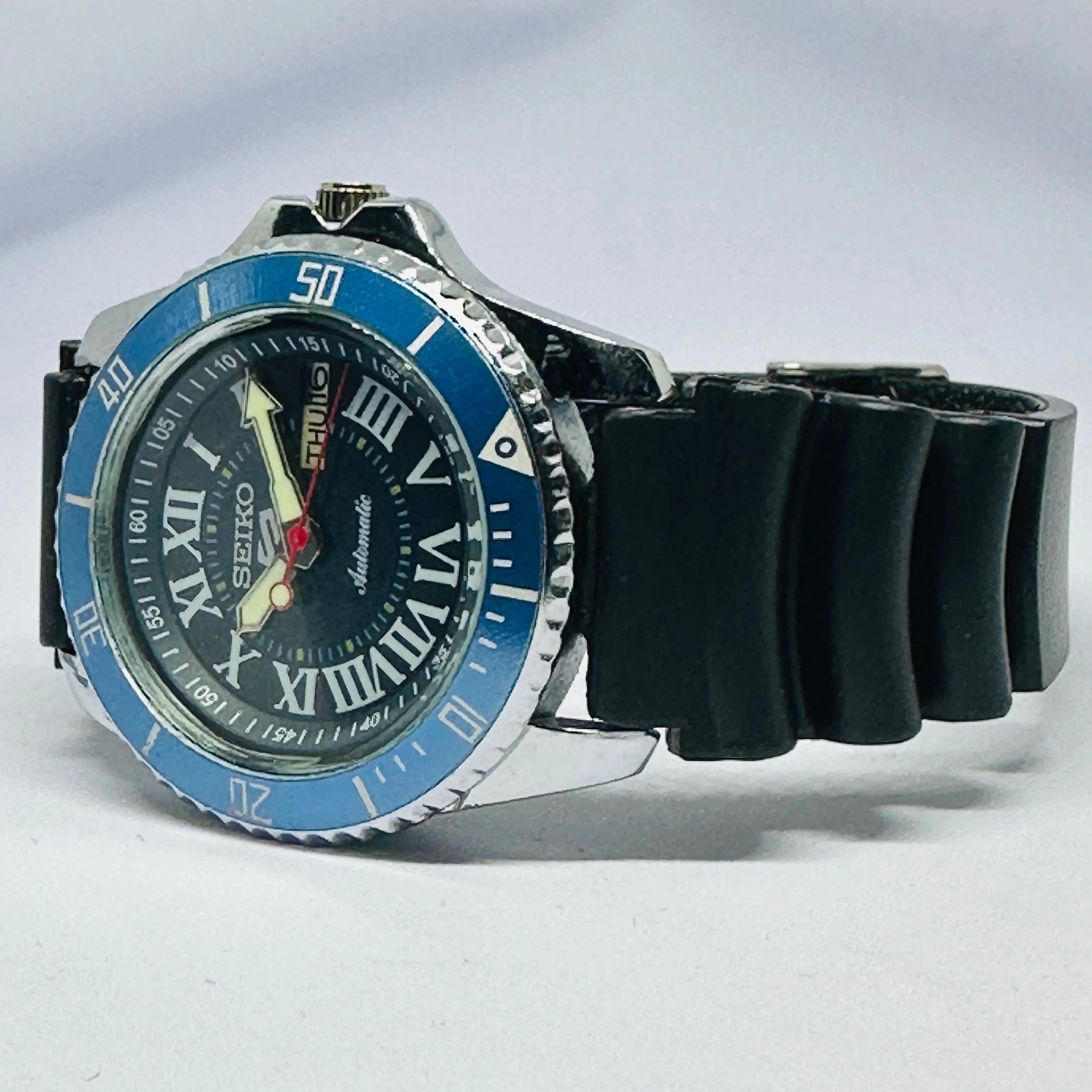 Seiko 5 Sports Automatic Watch – Refurbished Vintage | Japan-Made Men’s Timepiece National Watches