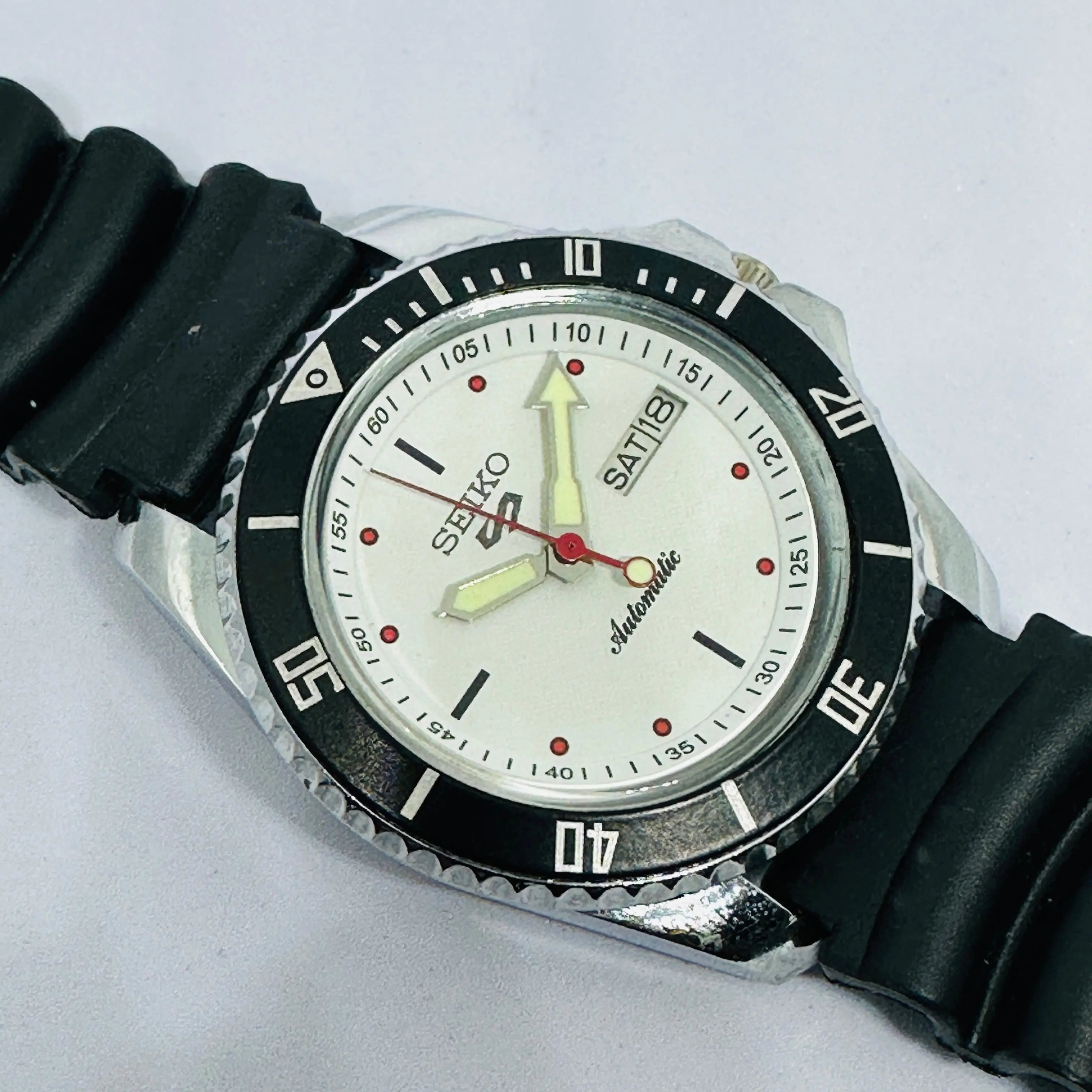 Seiko 5 Sports Automatic Watch – Refurbished Vintage | Japan-Made Men’s Timepiece National Watches