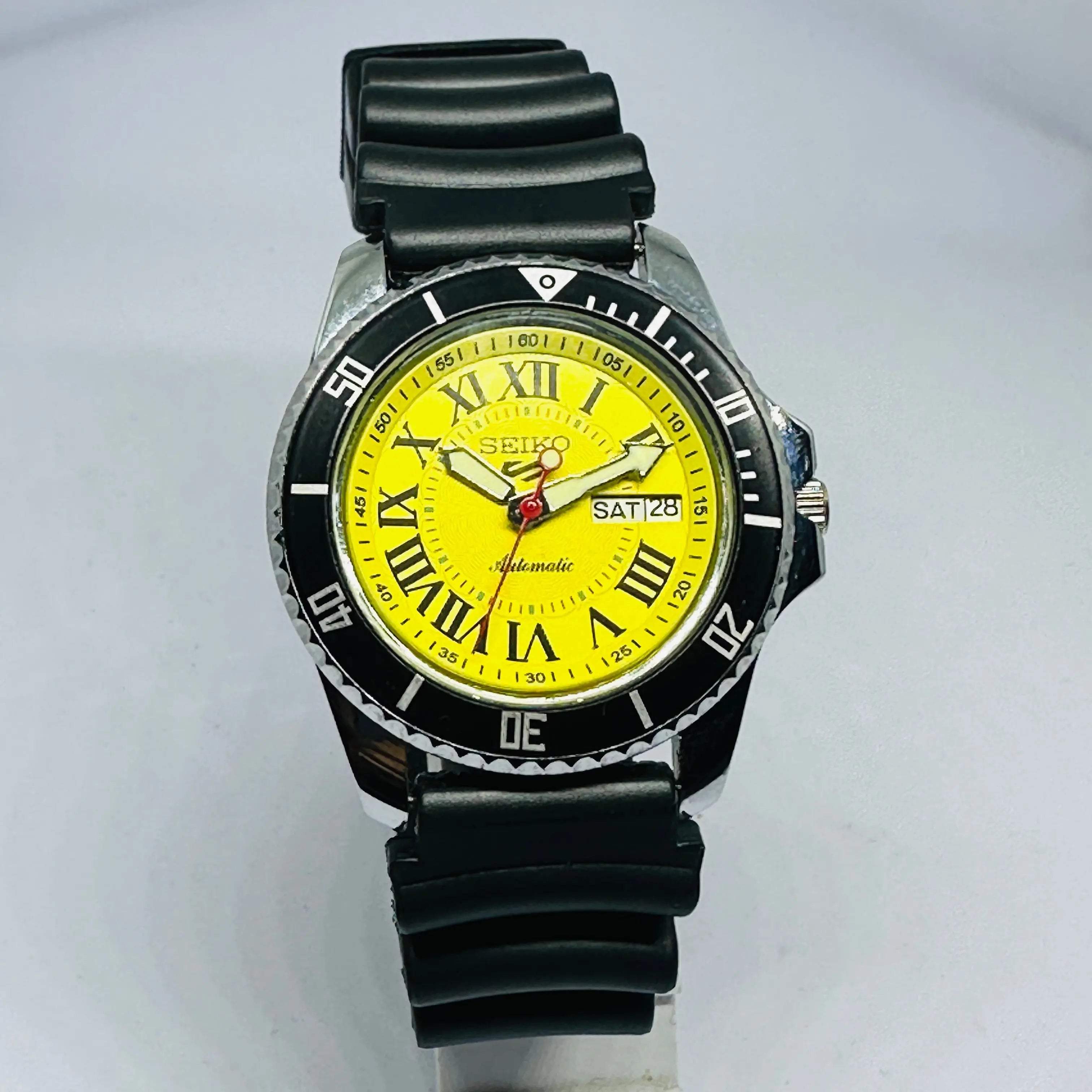 Seiko 5 Sports Automatic Watch – Refurbished Vintage | Japan-Made Men’s Timepiece National Watches