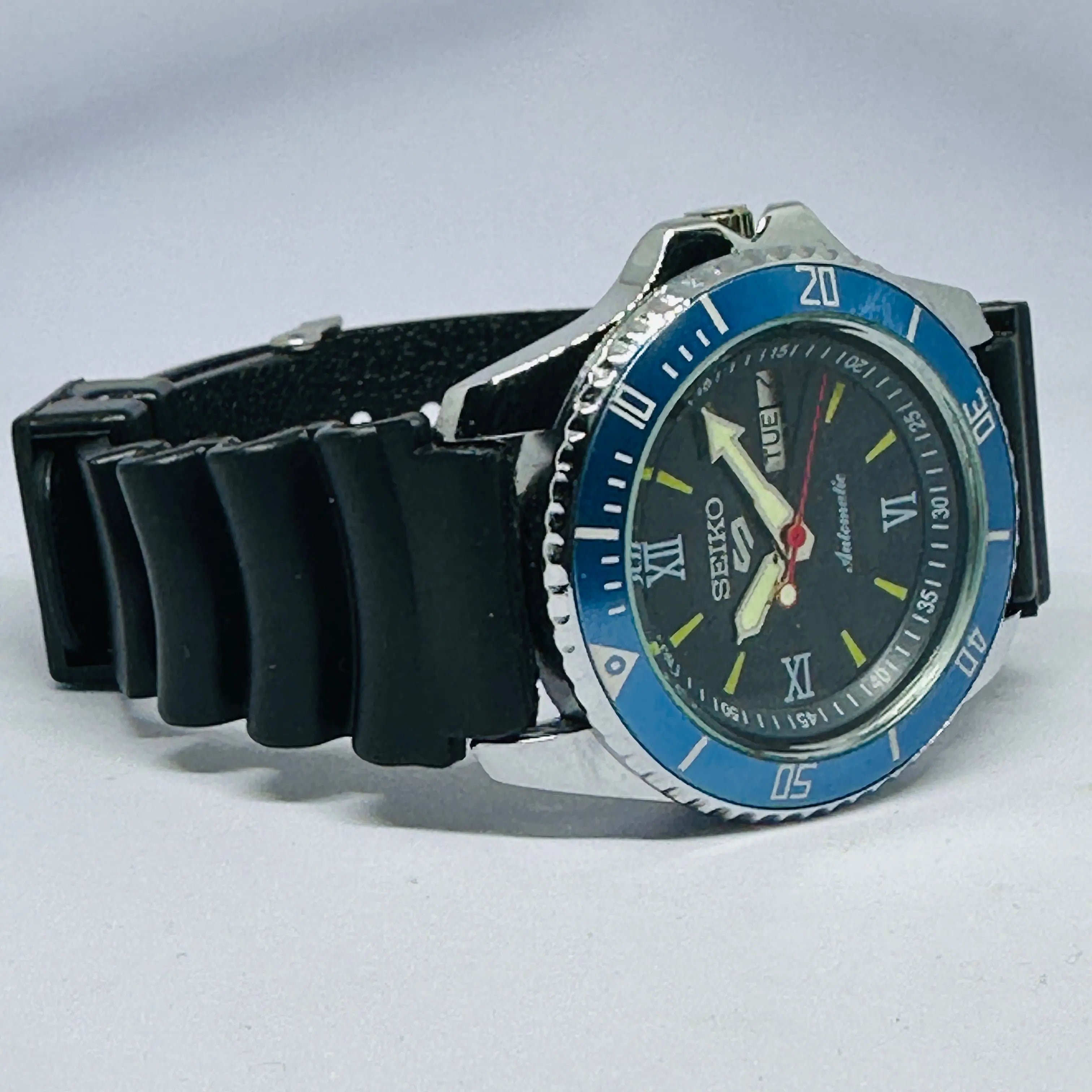 Seiko 5 Sports Automatic Watch – Refurbished Vintage | Japan-Made Men’s Timepiece National Watches