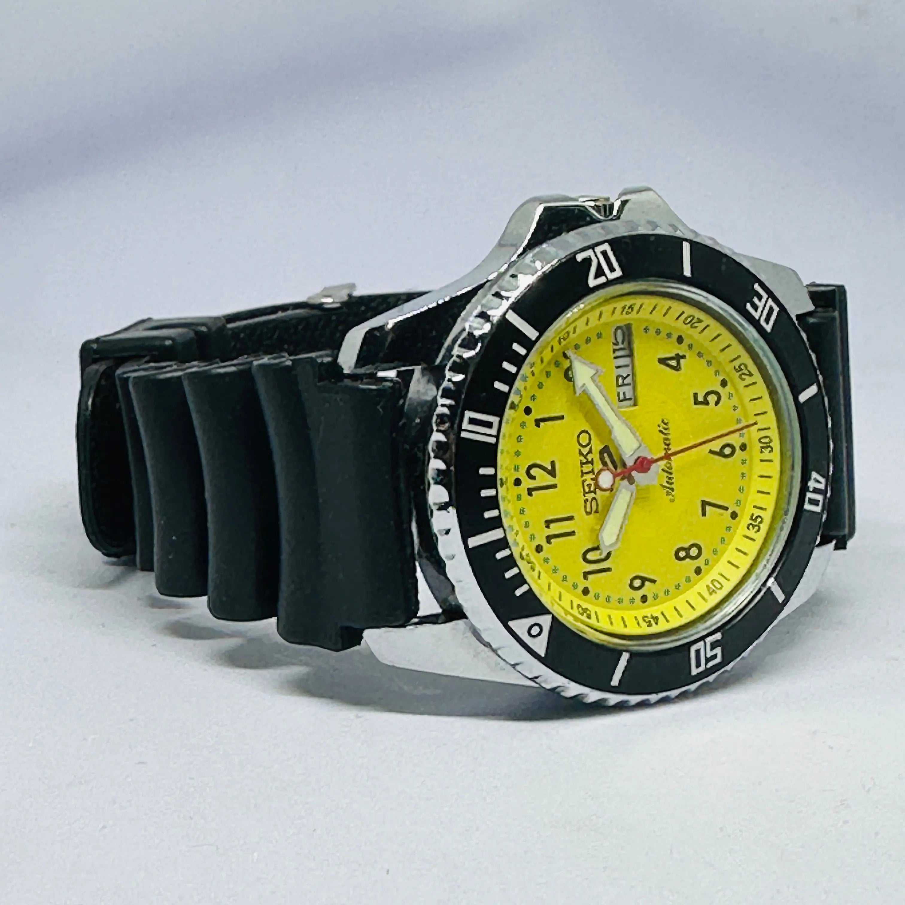 Seiko 5 Sports Automatic Watch – Refurbished Vintage | Japan-Made Men’s Timepiece National Watches