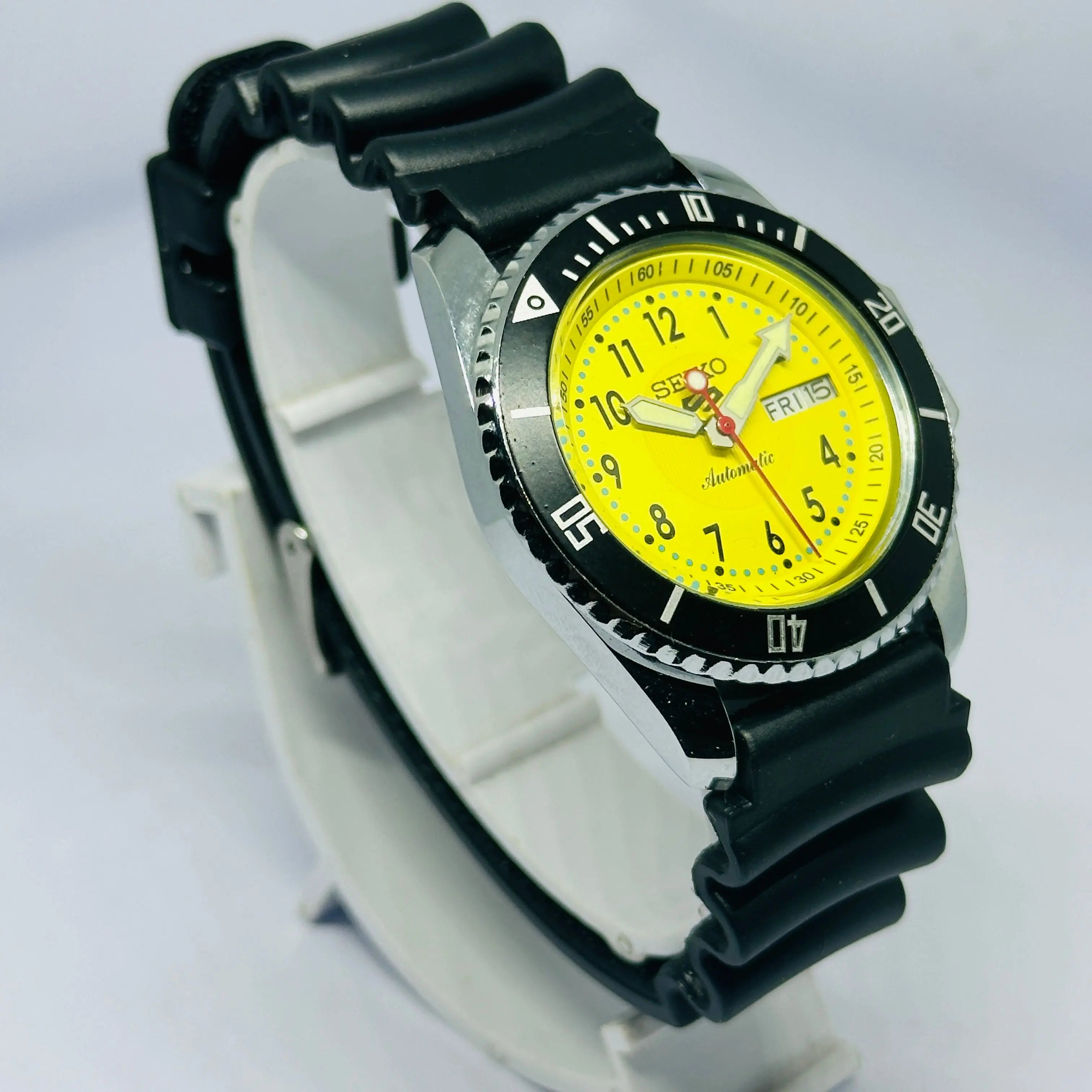 Seiko 5 Sports Automatic Watch – Refurbished Vintage | Japan-Made Men’s Timepiece National Watches