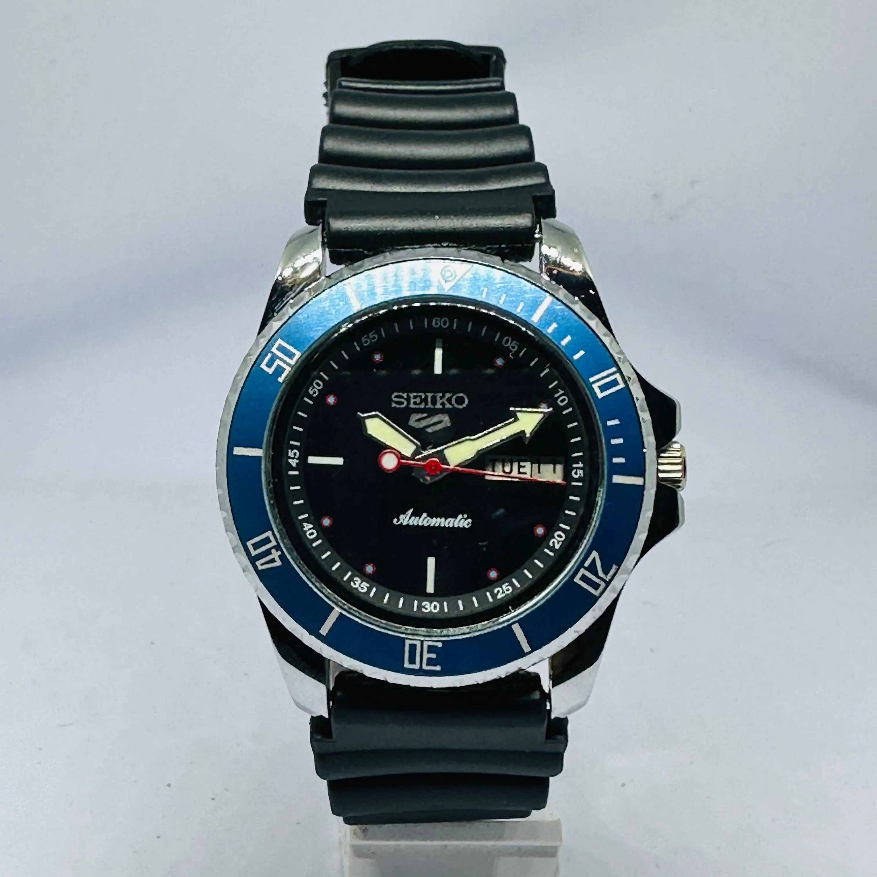 Seiko 5 Sports Automatic Watch – Refurbished Vintage | Japan-Made Men’s Timepiece National Watches