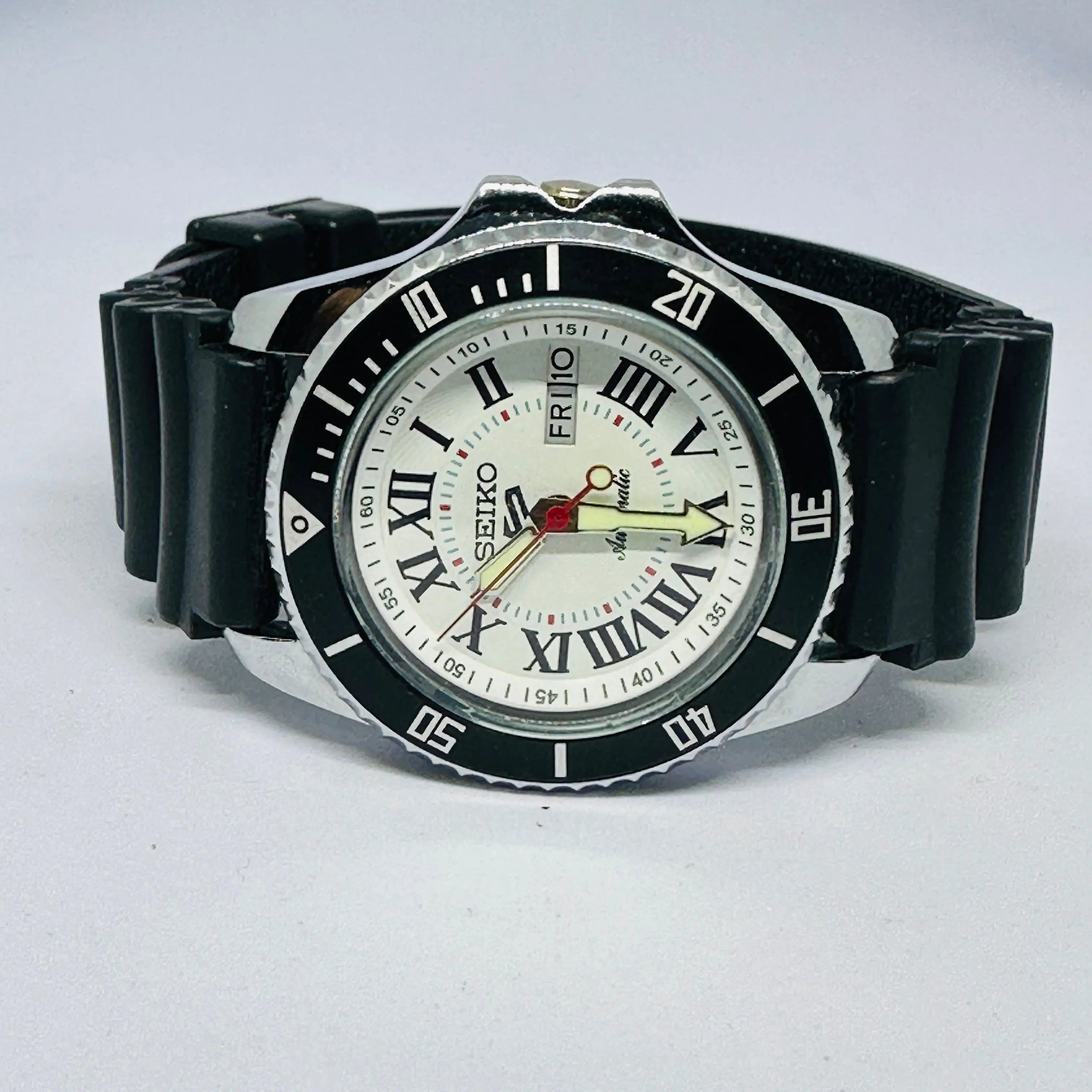 Seiko 5 Sports Automatic Watch – Refurbished Vintage | Japan-Made Men’s Timepiece National Watches
