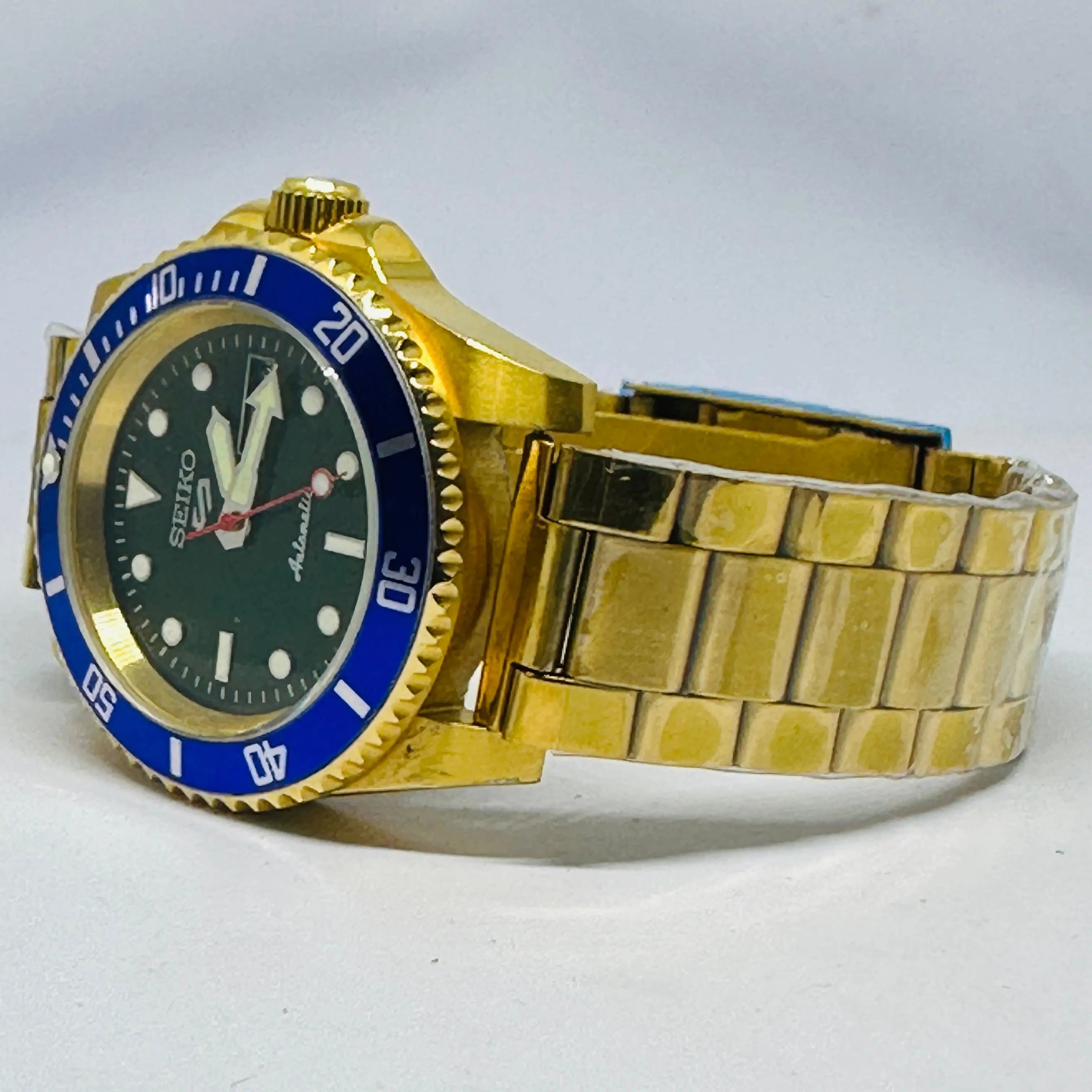 Seiko 5 Sports Automatic Watch – Refurbished Vintage | Japan-Made Men’s Timepiece National Watches