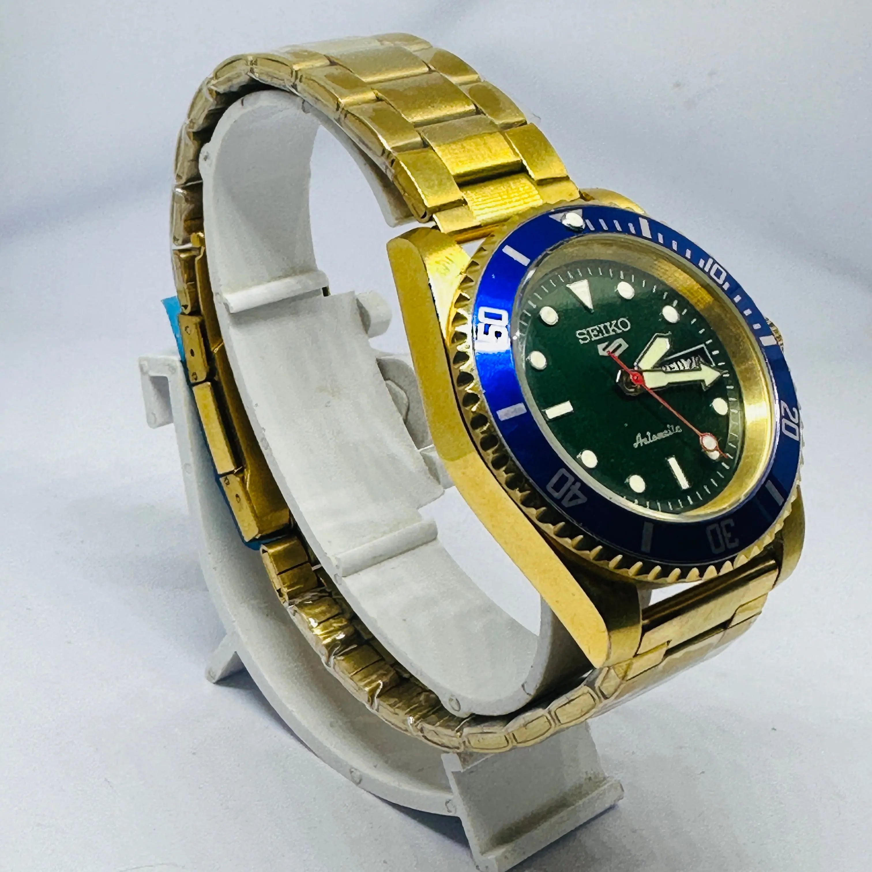 Seiko 5 Sports Automatic Watch – Refurbished Vintage | Japan-Made Men’s Timepiece National Watches