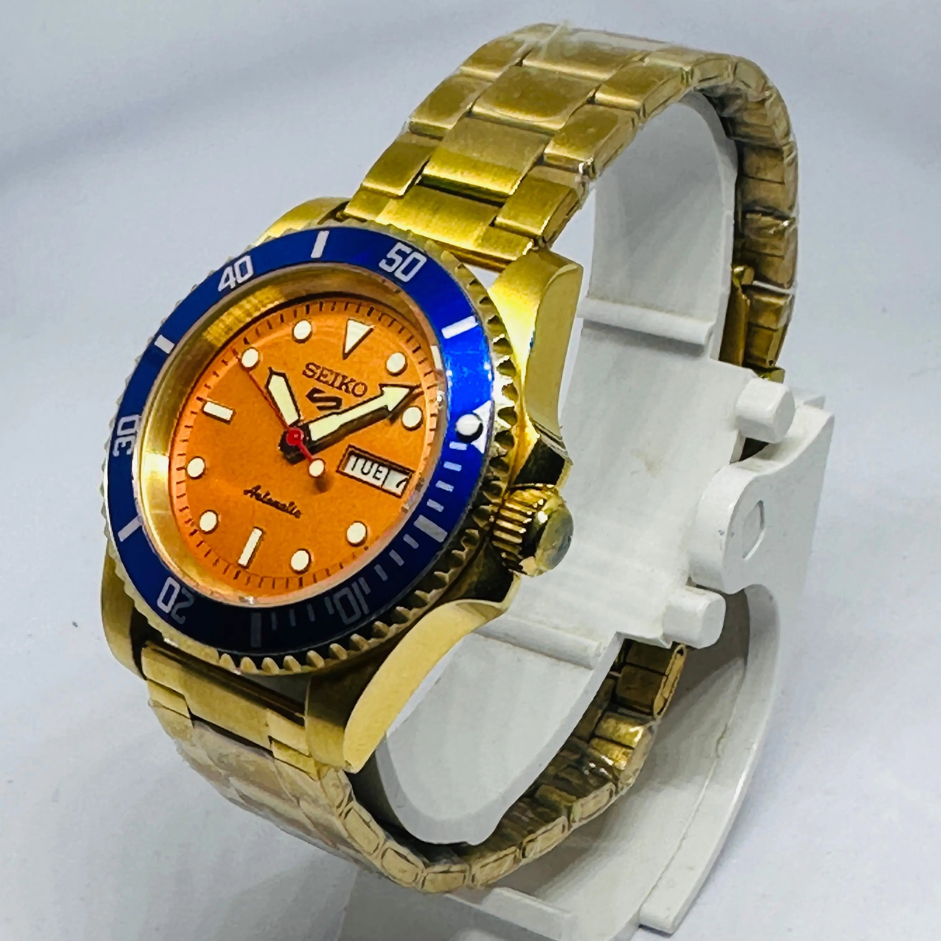 Seiko 5 Sports Automatic Watch – Refurbished Vintage | Japan-Made Men’s Timepiece National Watches