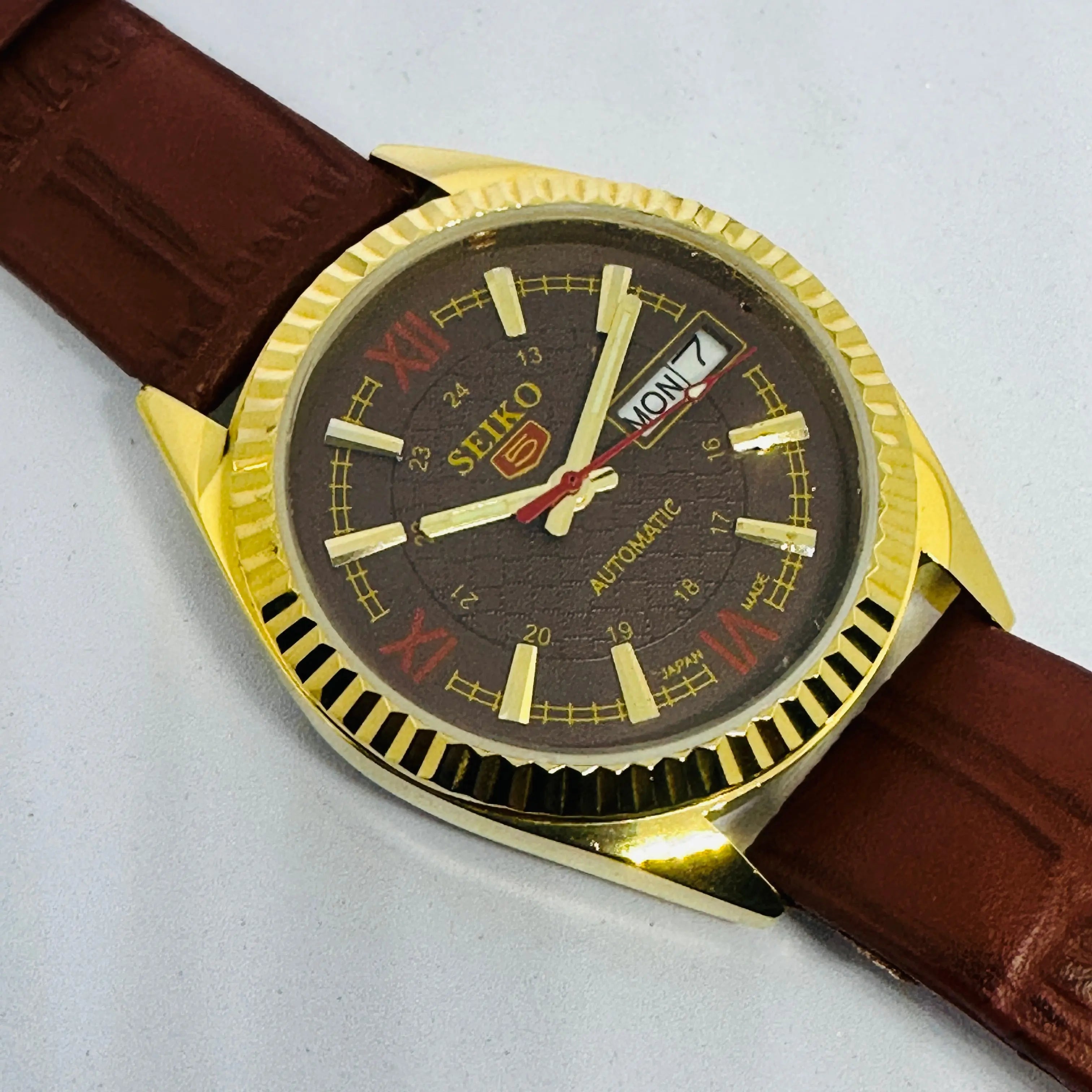 Seiko 5 Automatic Men’s Watch – Vintage Japan Model | Restored & Ready to Wear National Watches