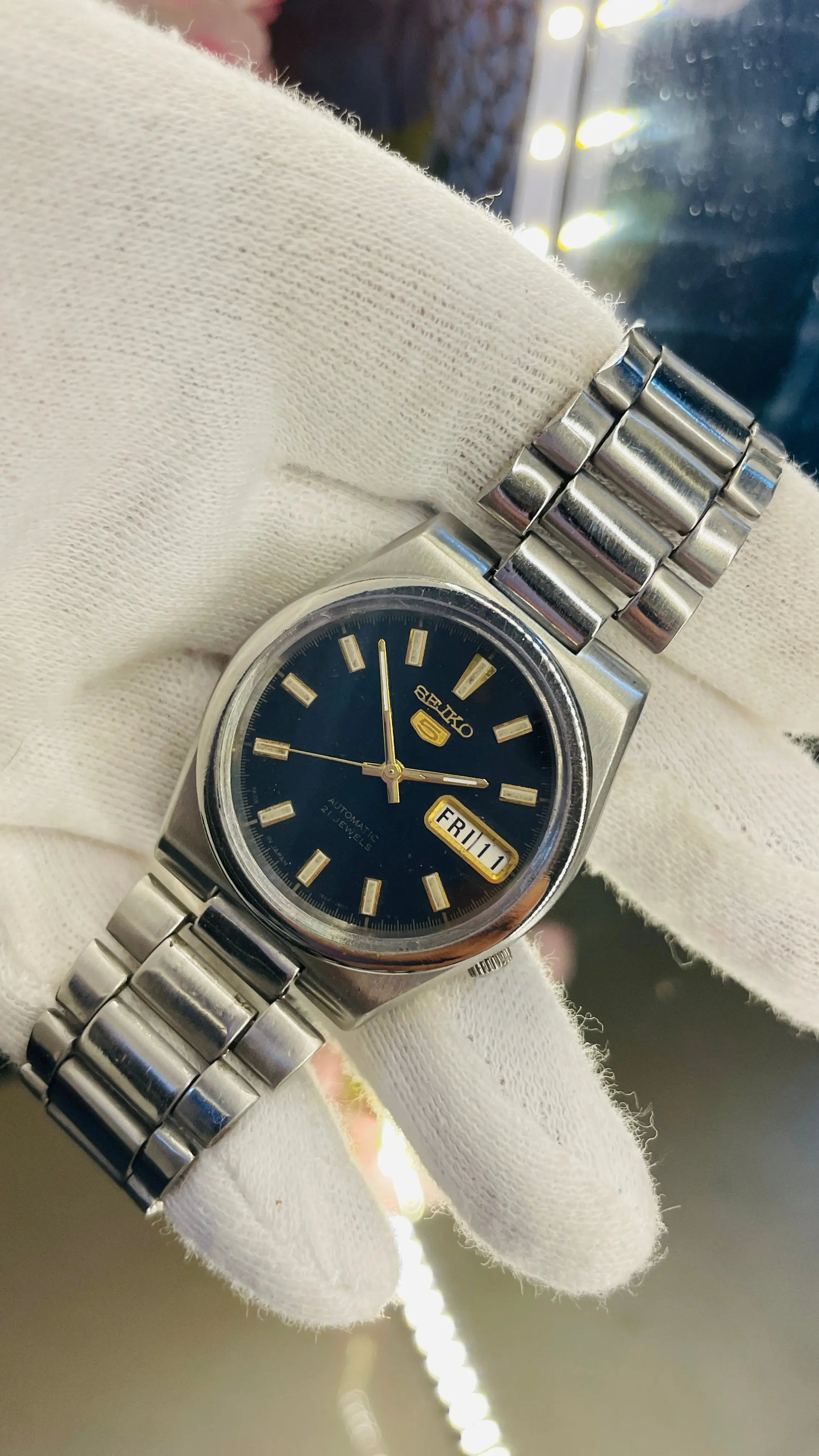 Seiko 5 Automatic Black Dial Transparent Back – Original Japan 17 Jewels National Watches