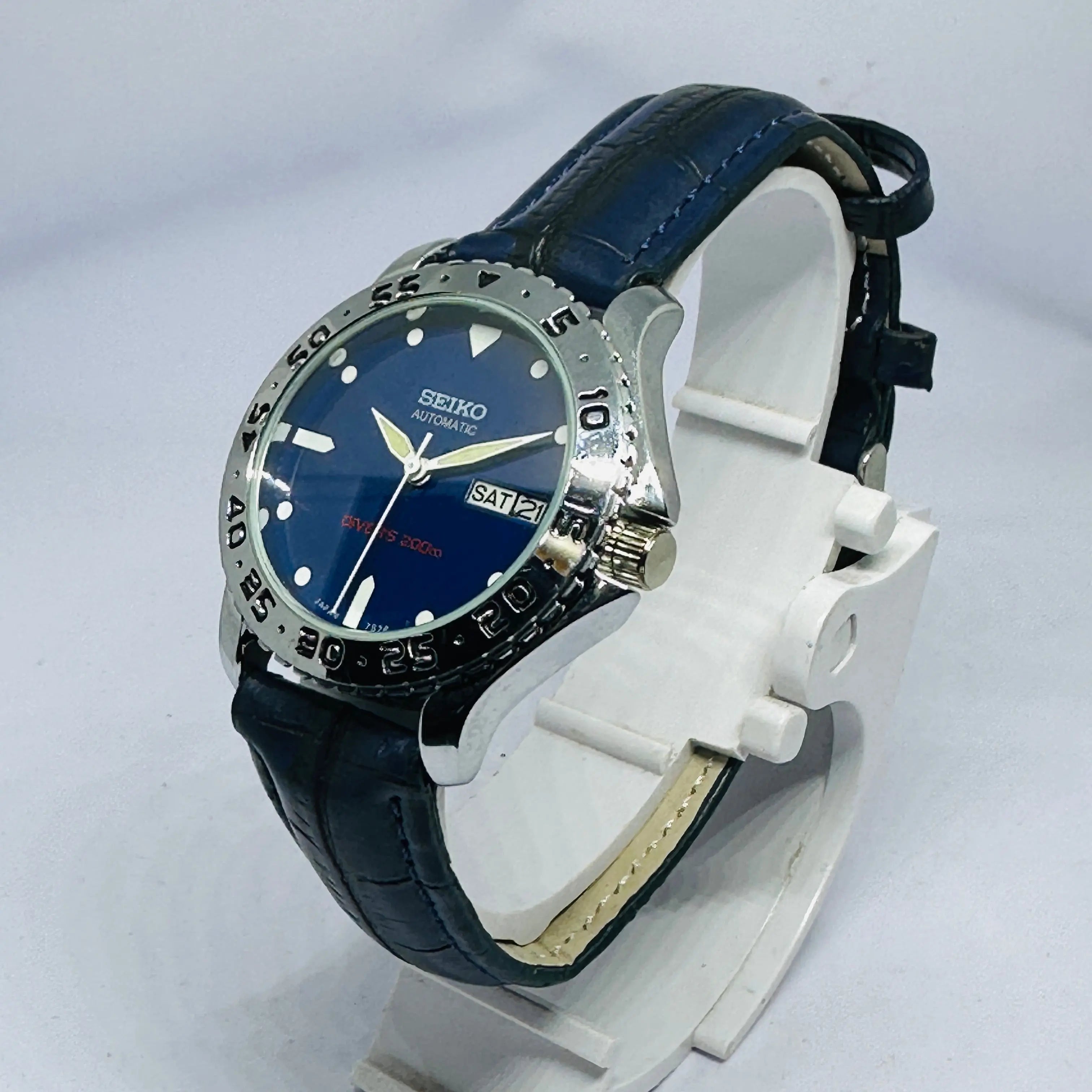 Seiko 5 Sports Automatic Watch – Refurbished Vintage | Japan-Made Men’s Timepiece National Watches