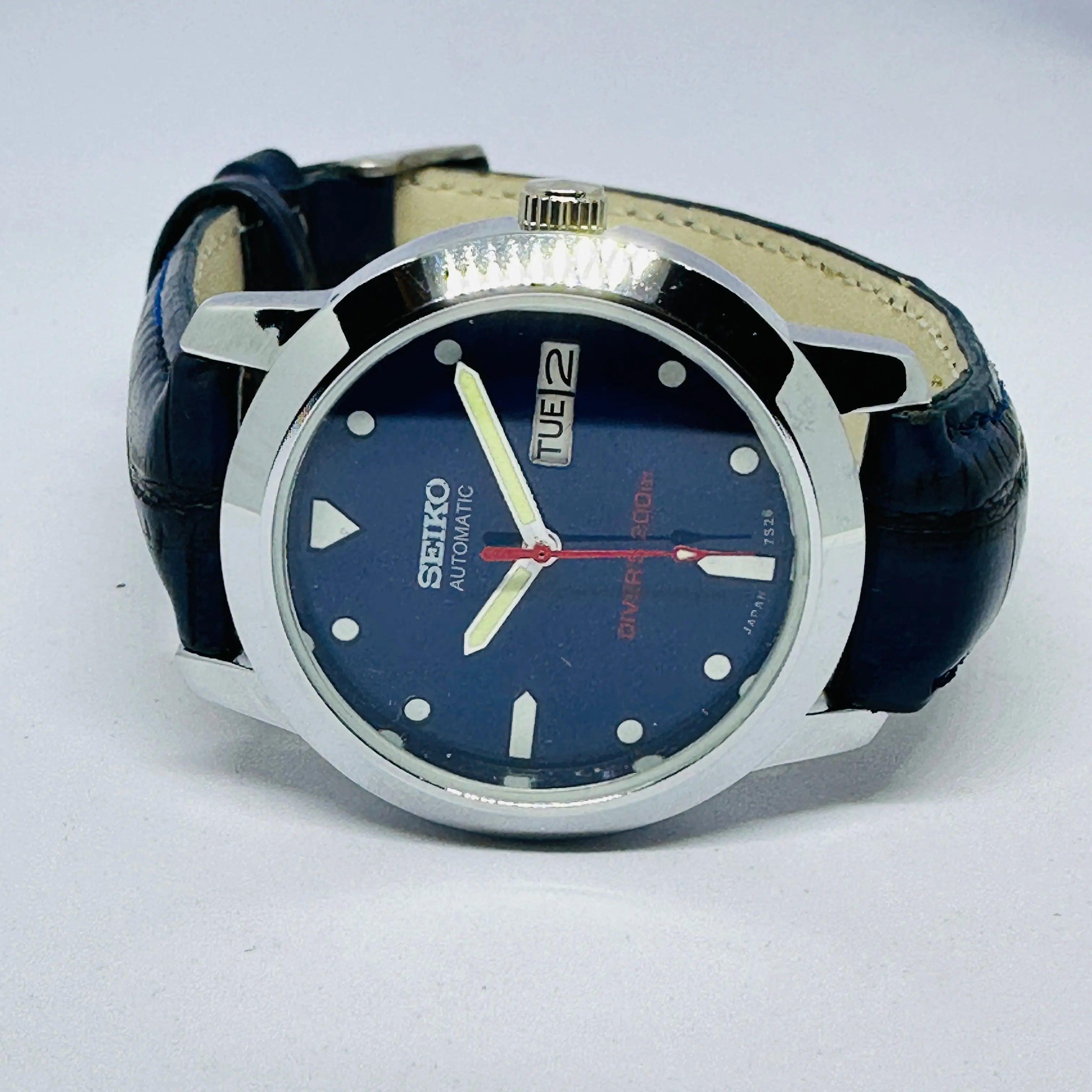 Seiko 5 Automatic Men’s Watch – Vintage Japan Model | Restored & Ready to Wear National Watches