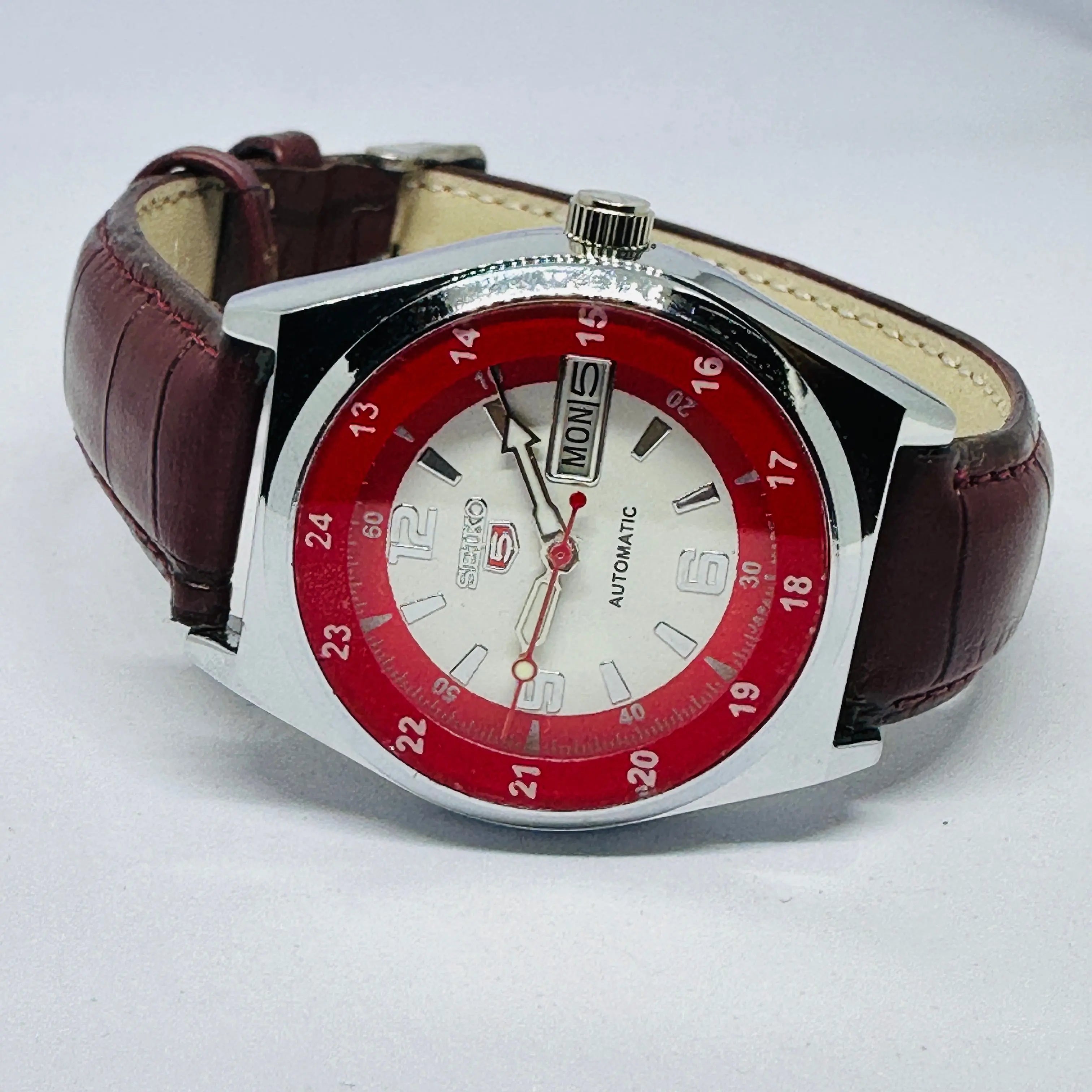 Seiko 5 Automatic Men’s Watch – Vintage Japan Model | Restored & Ready to Wear National Watches