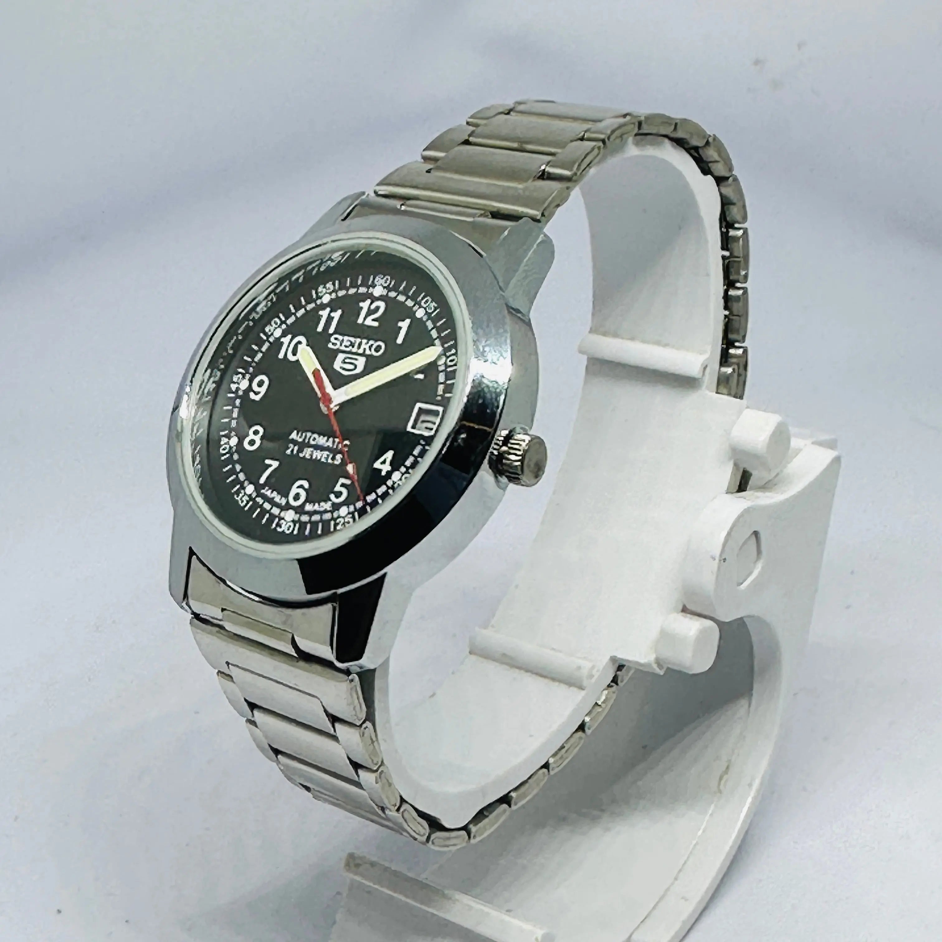Seiko 5 Automatic Men’s Watch – Vintage Japan Model | Restored & Ready to Wear National Watches