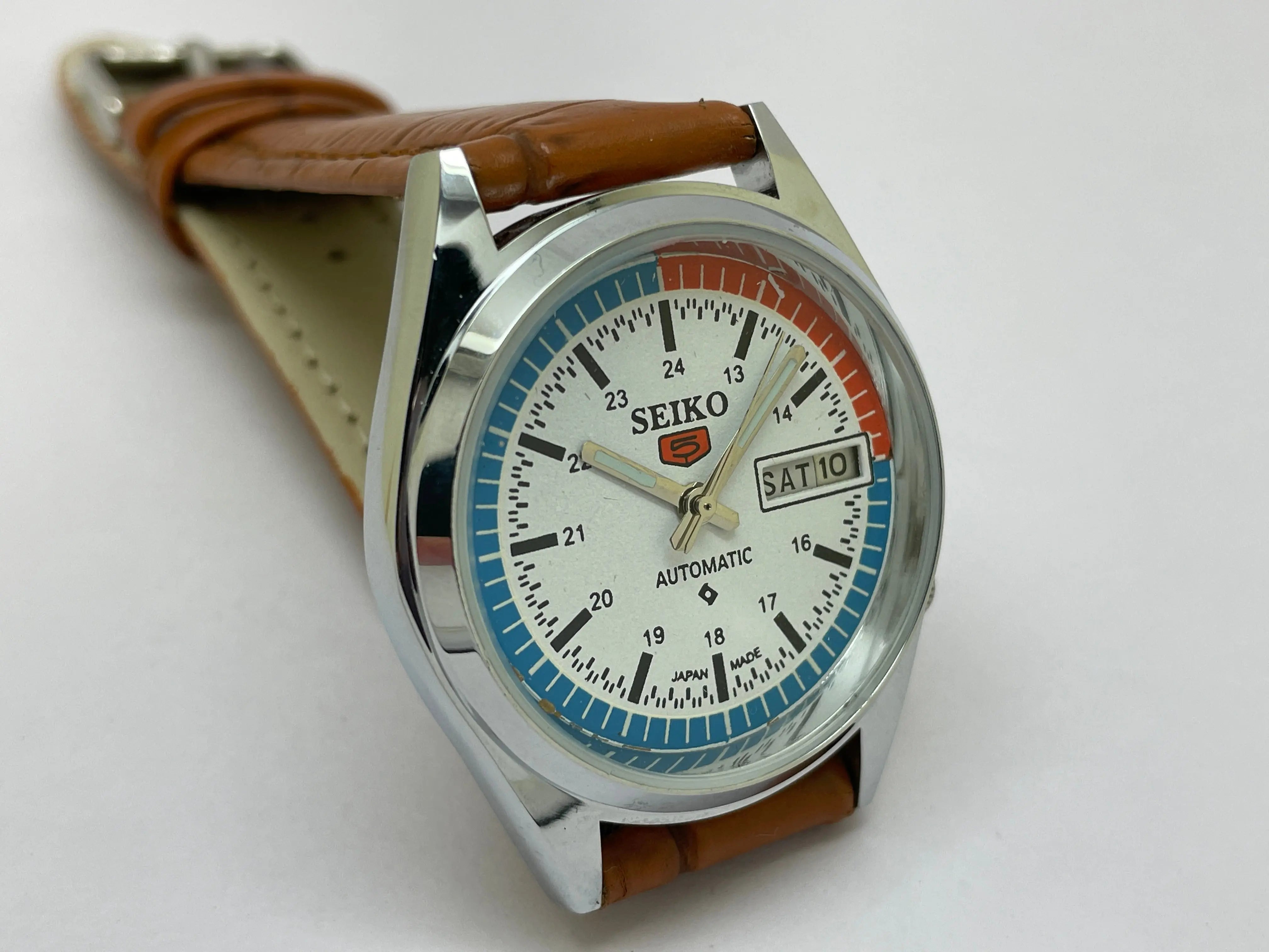 Seiko 5 white Dial Automatic refurbished mechanical Vintage Watch working National Watches