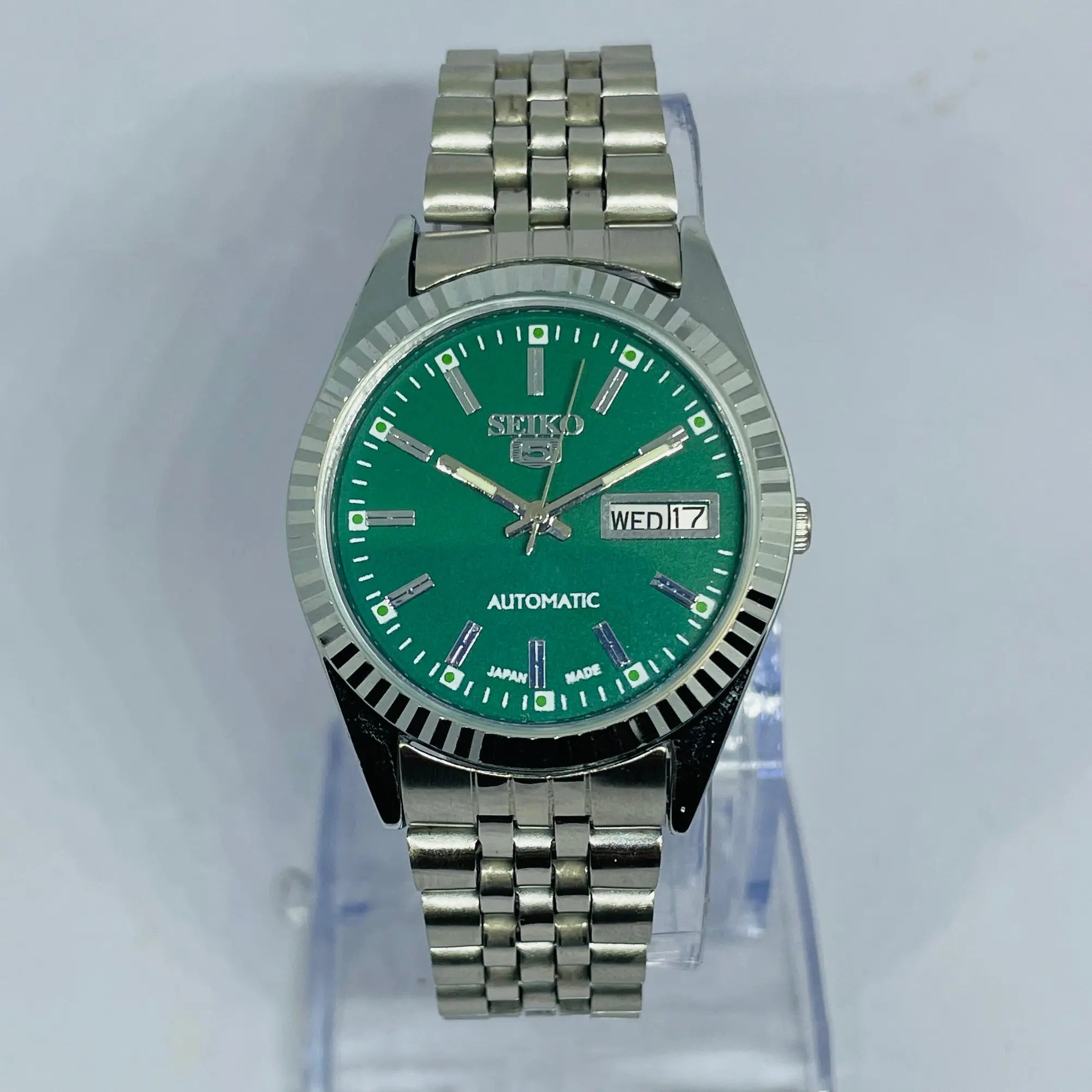 Seiko 5 Automatic Green Dial – Refurbished Vintage Japan 17 Jewels Watch National Watches