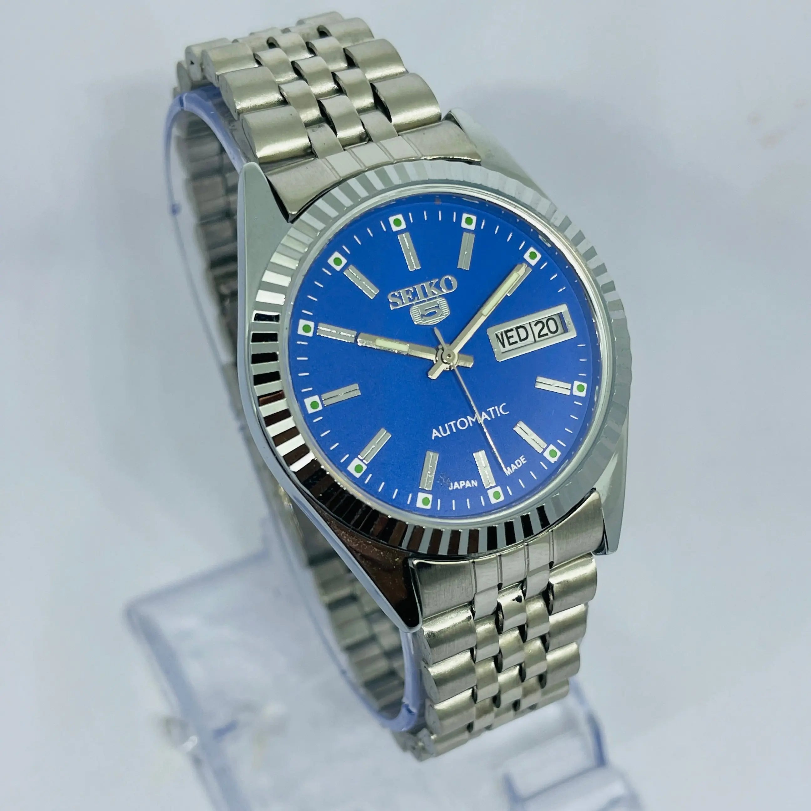Seiko 5 Sports Automatic Blue Dial – Refurbished Japan Vintage 21 Jewels National Watches