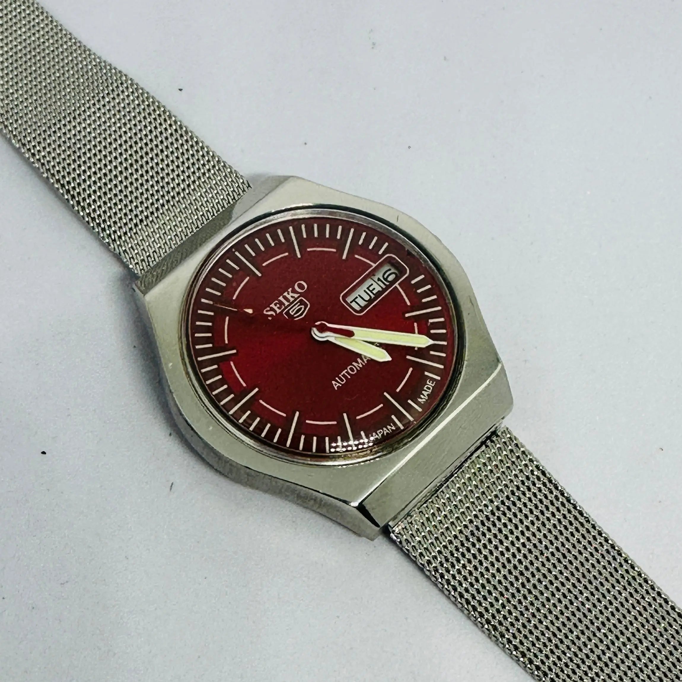 Seiko 5 Vintage Cushion Case – Restored Original National Watches