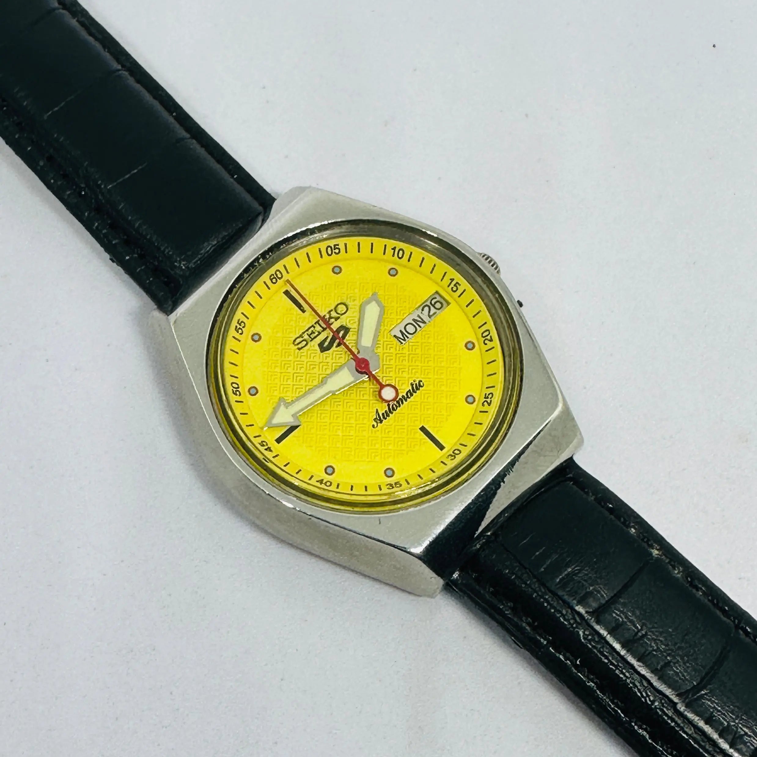Seiko 5 Vintage Quartz (if applicable) – Refurbished Rare Model National Watches