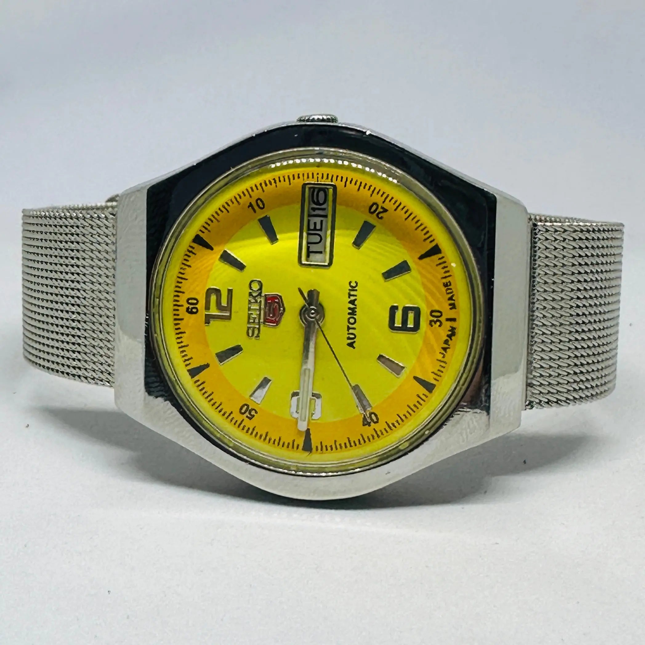 Seiko 5 Vintage Retro – Restored Automatic Watch National Watches