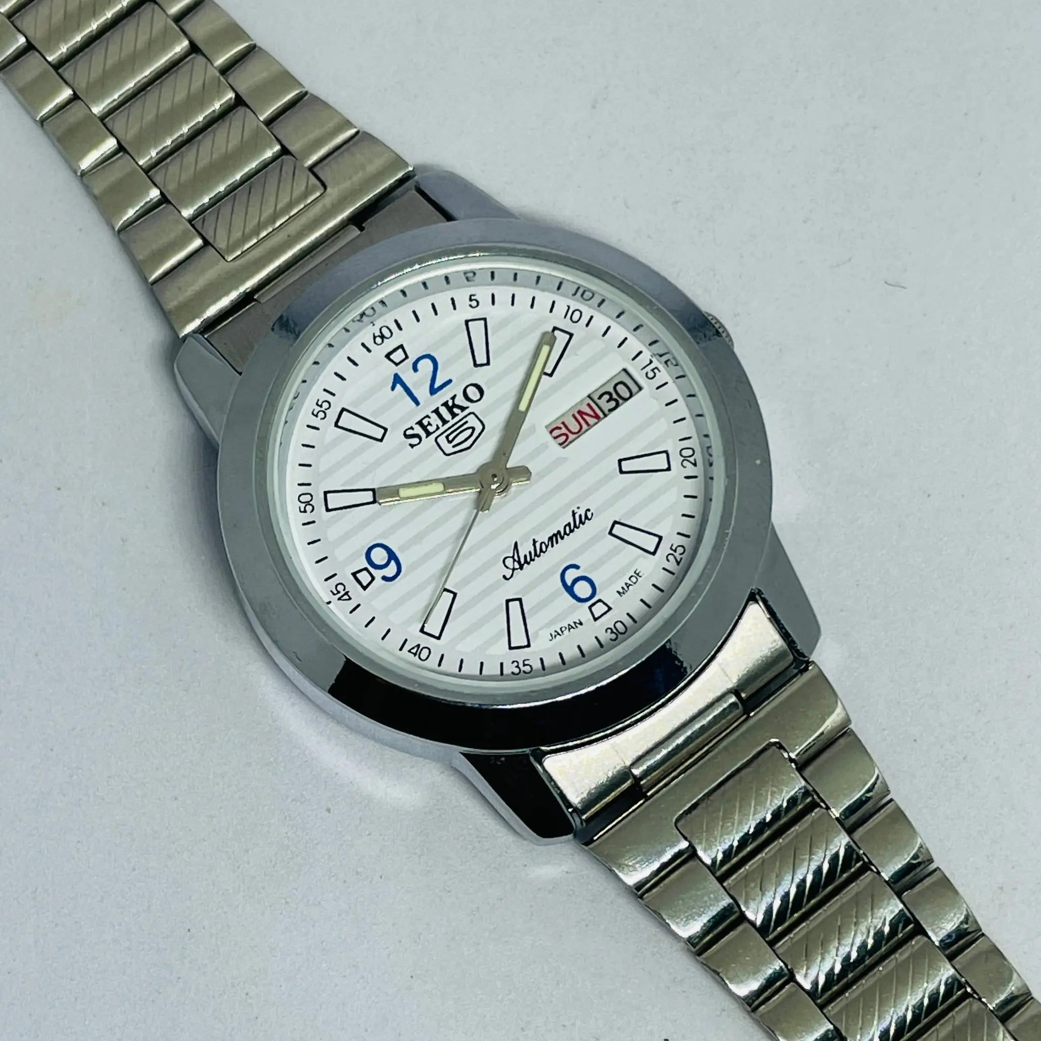Seiko 5 Automatic Refurbished Watch – 17 Jewels Japan Original Movement National Watches