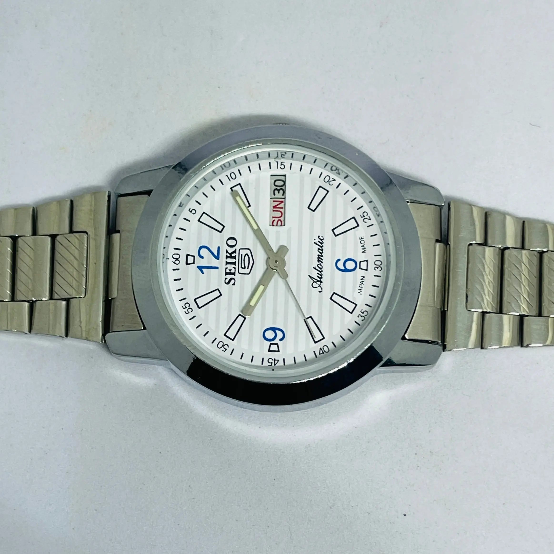 Seiko 5 Automatic Refurbished Watch – 17 Jewels Japan Original Movement National Watches