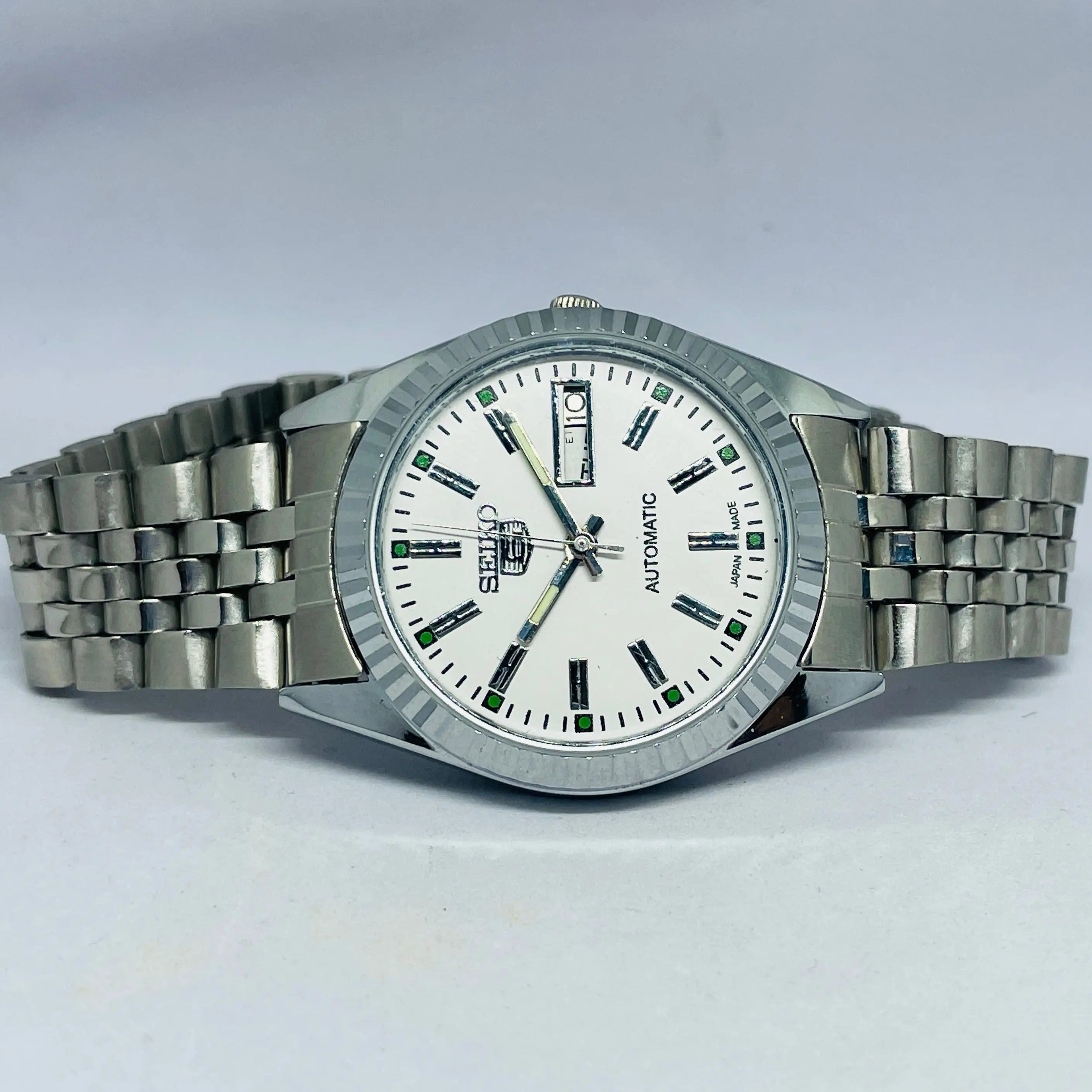 Seiko 5 Automatic 17 Jewels – Full Original Movement Refurbished National Watches