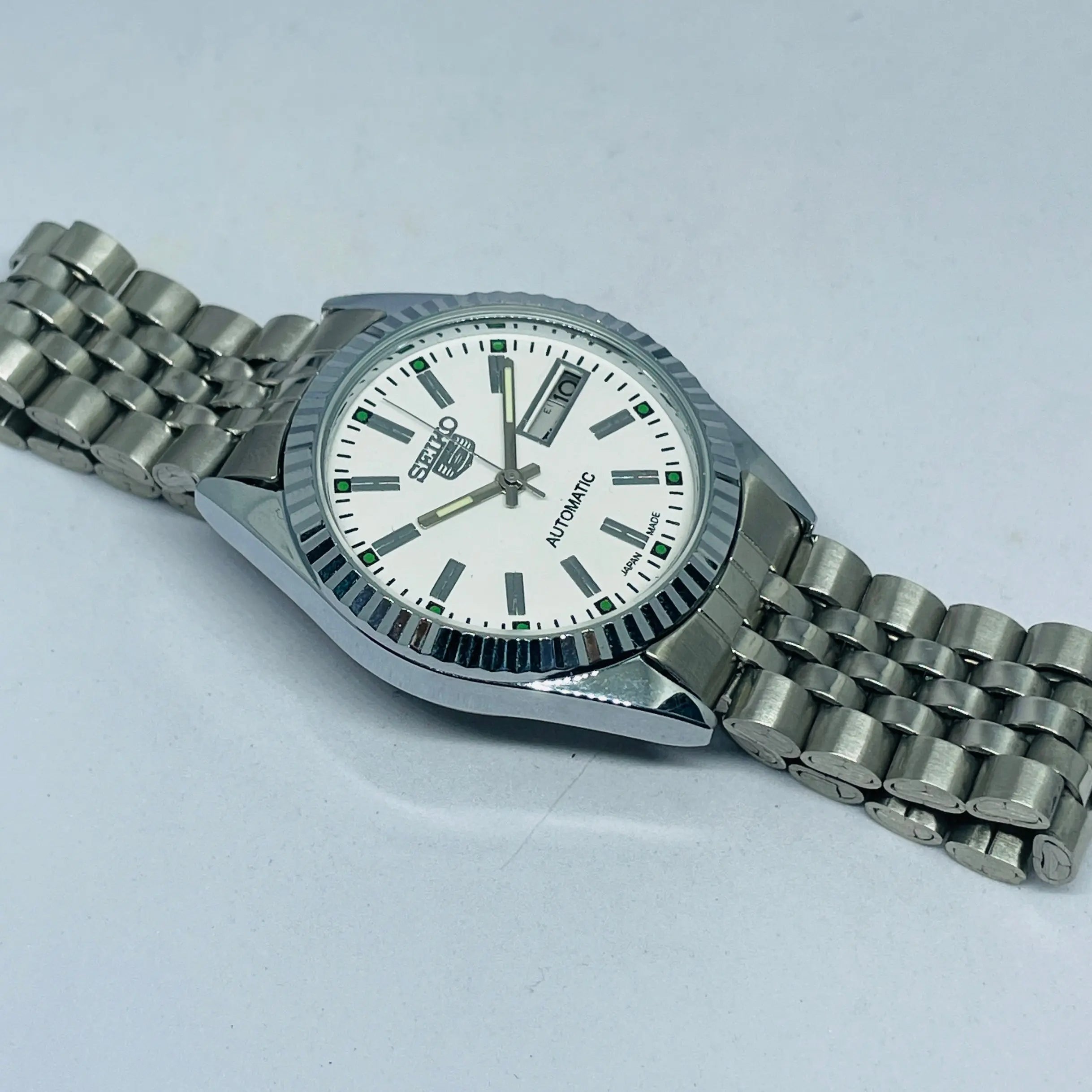 Seiko 5 Automatic 17 Jewels – Full Original Movement Refurbished National Watches