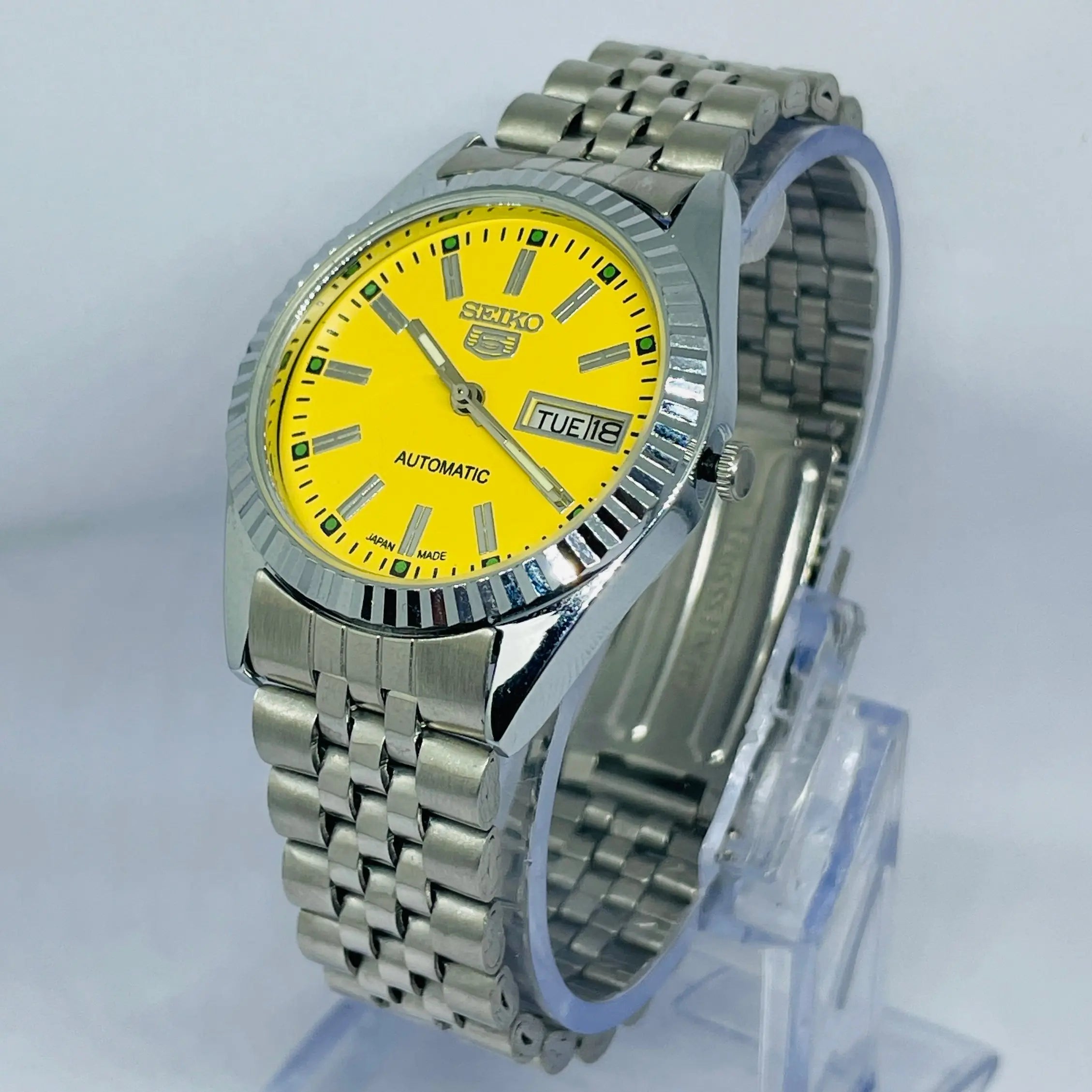 Seiko 5 Vintage Automatic Japan made Original Movement – 17 Jewels Refurbished Watch National Watches