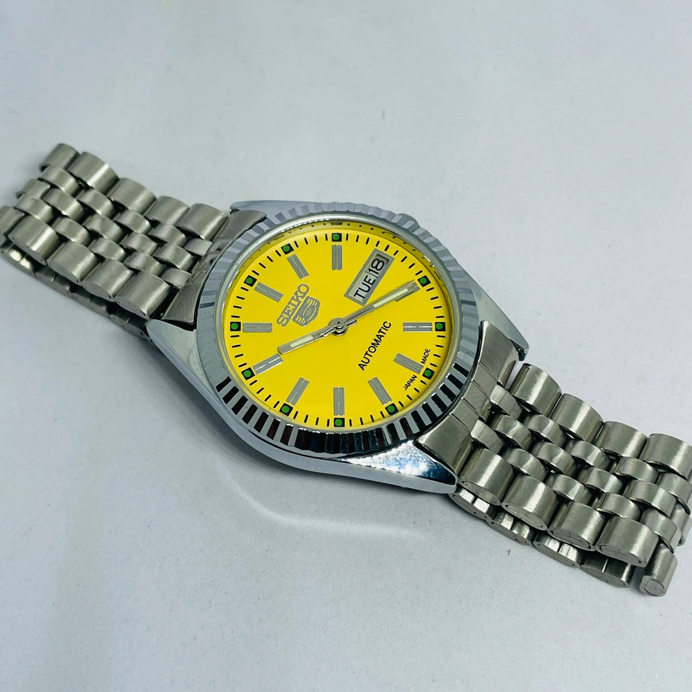 Seiko 5 Vintage Automatic Japan made Original Movement – 17 Jewels Refurbished Watch National Watches