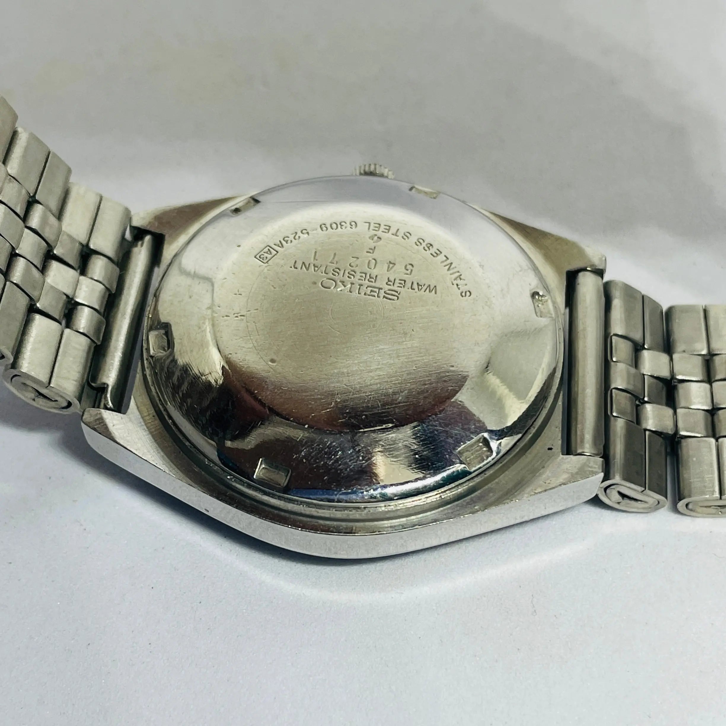 Seiko 5 Automatic 17 Jewels – Original Movement Daily Wear Mechanical Watch National Watches