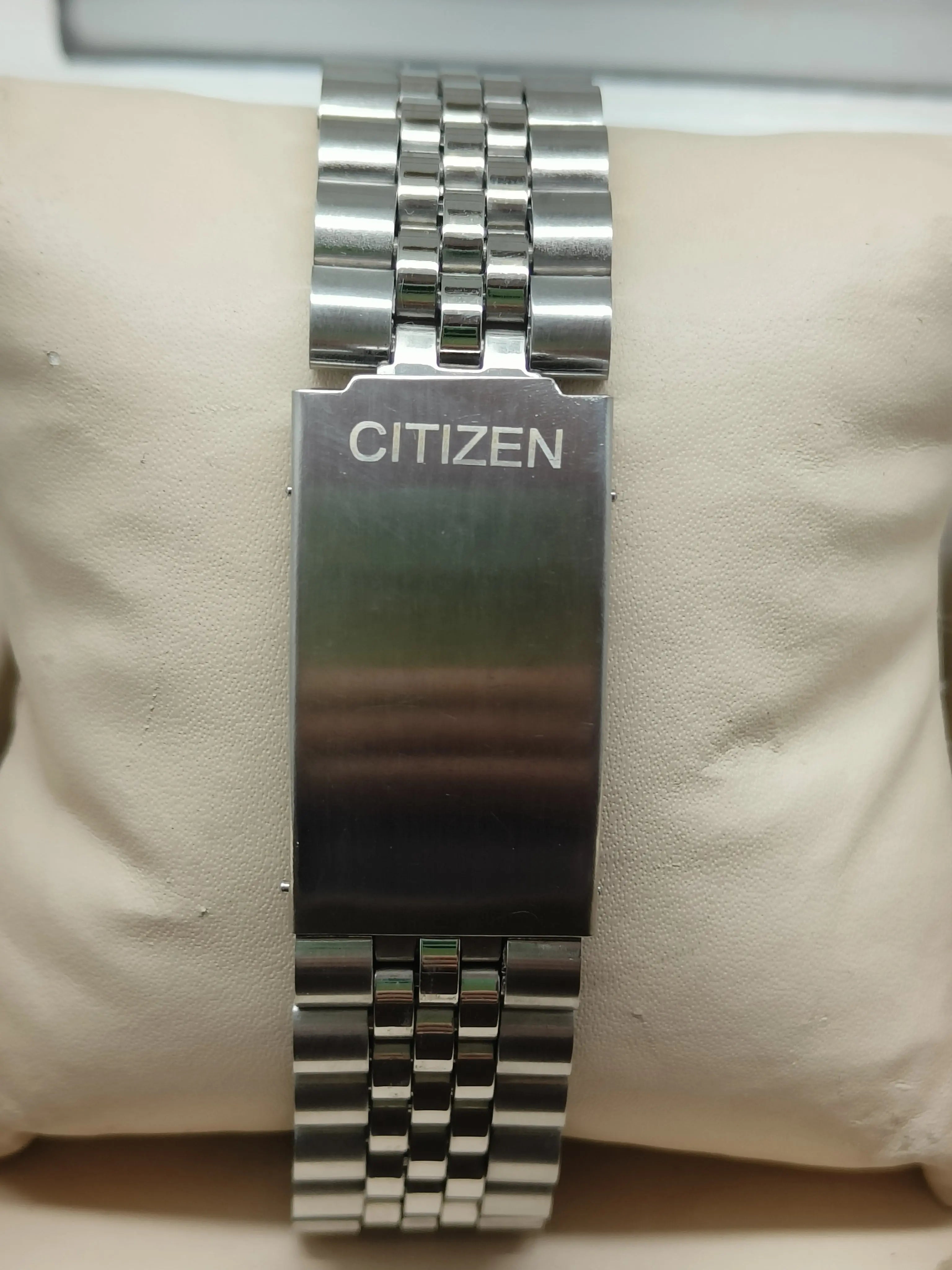 Citizen Eagle 7 Automatic Sports Watch – Refurbished Japan 21J Movement National Watches