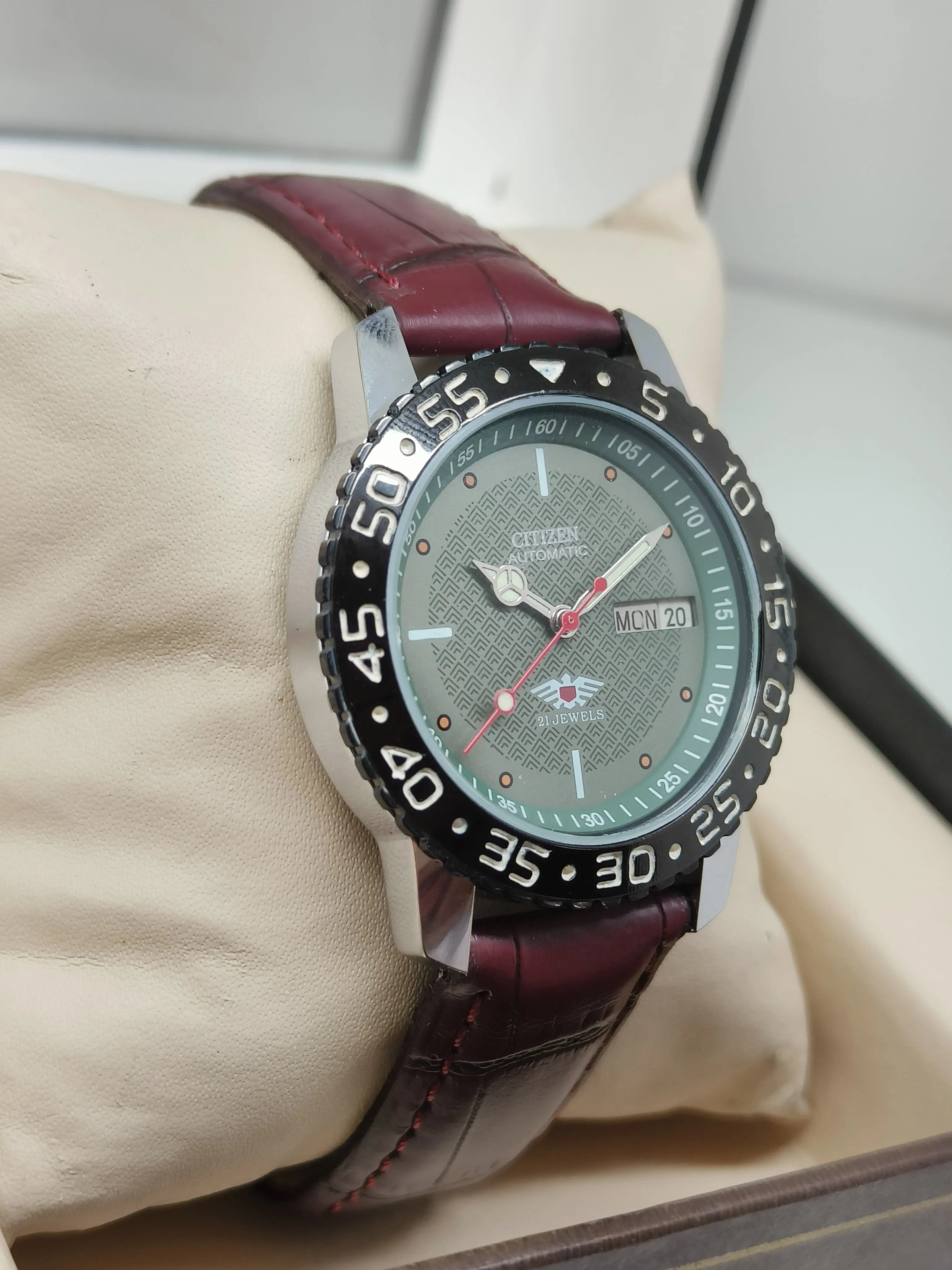 Citizen Eagle 7 Automatic Sports Watch – Japan 21 Jewels Vintage National Watches