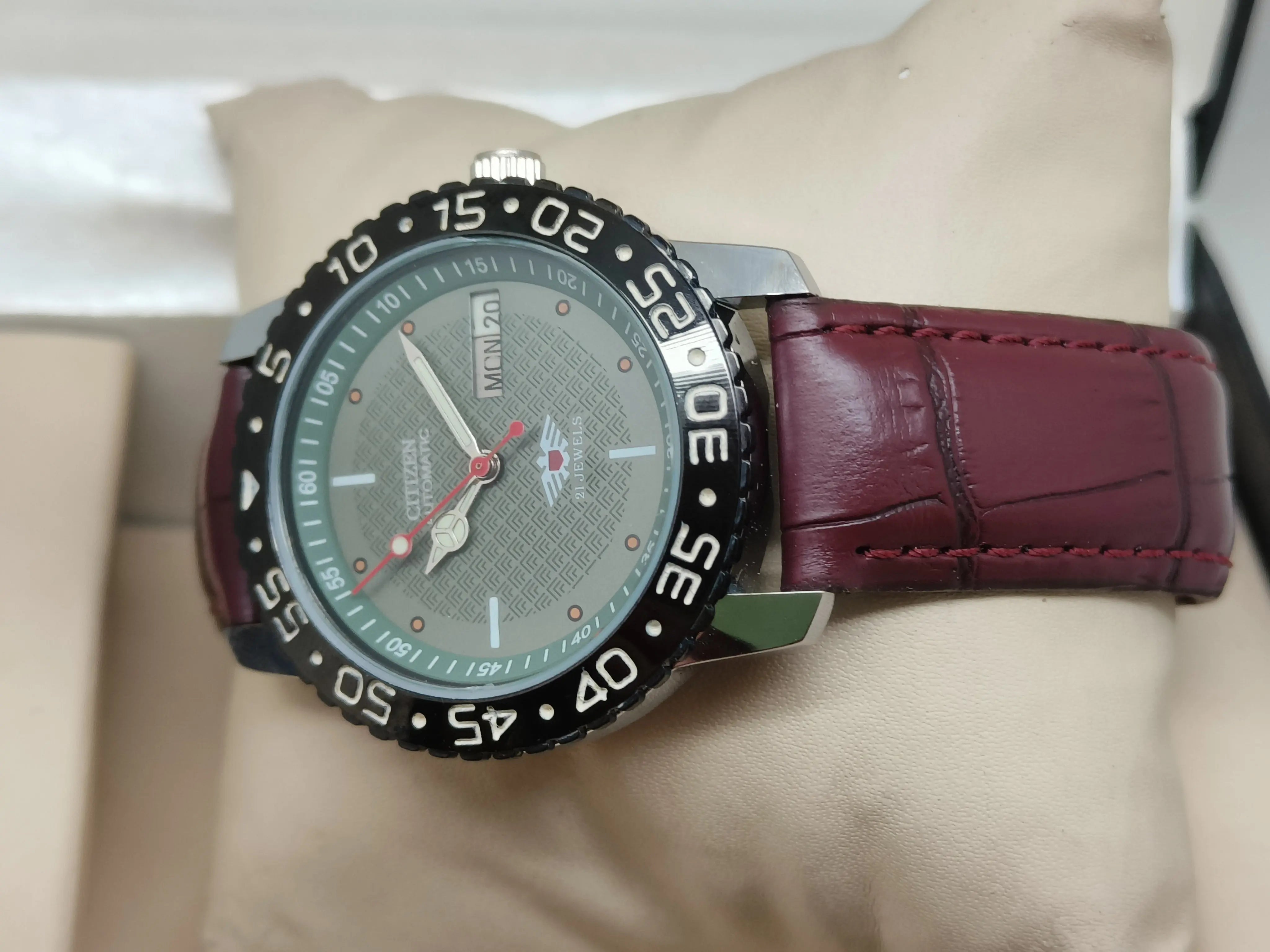 Citizen Eagle 7 Automatic Sports Watch – Japan 21 Jewels Vintage National Watches