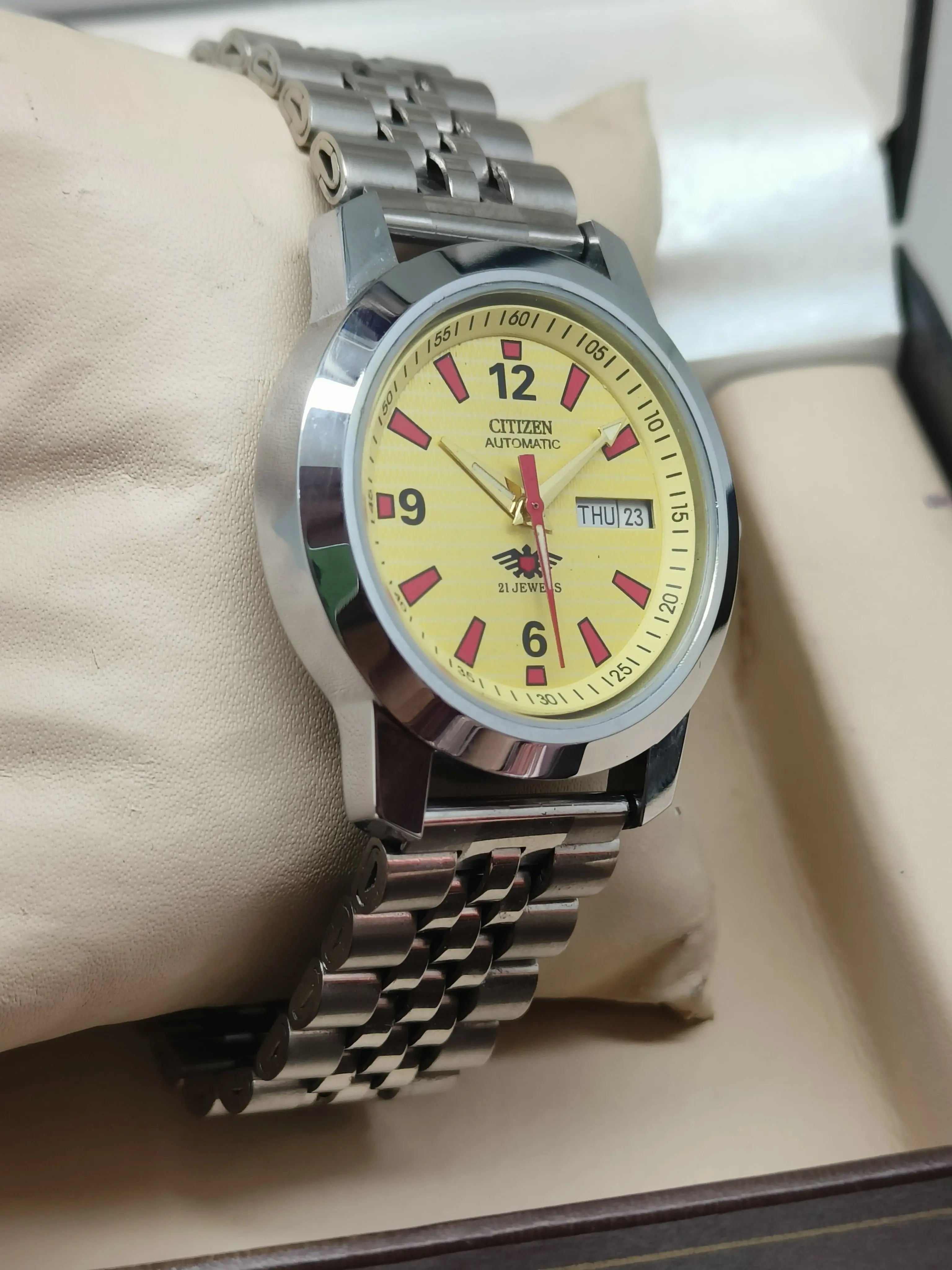 Citizen Eagle Automatic Watch – Day-Date Sports Edition National Watches