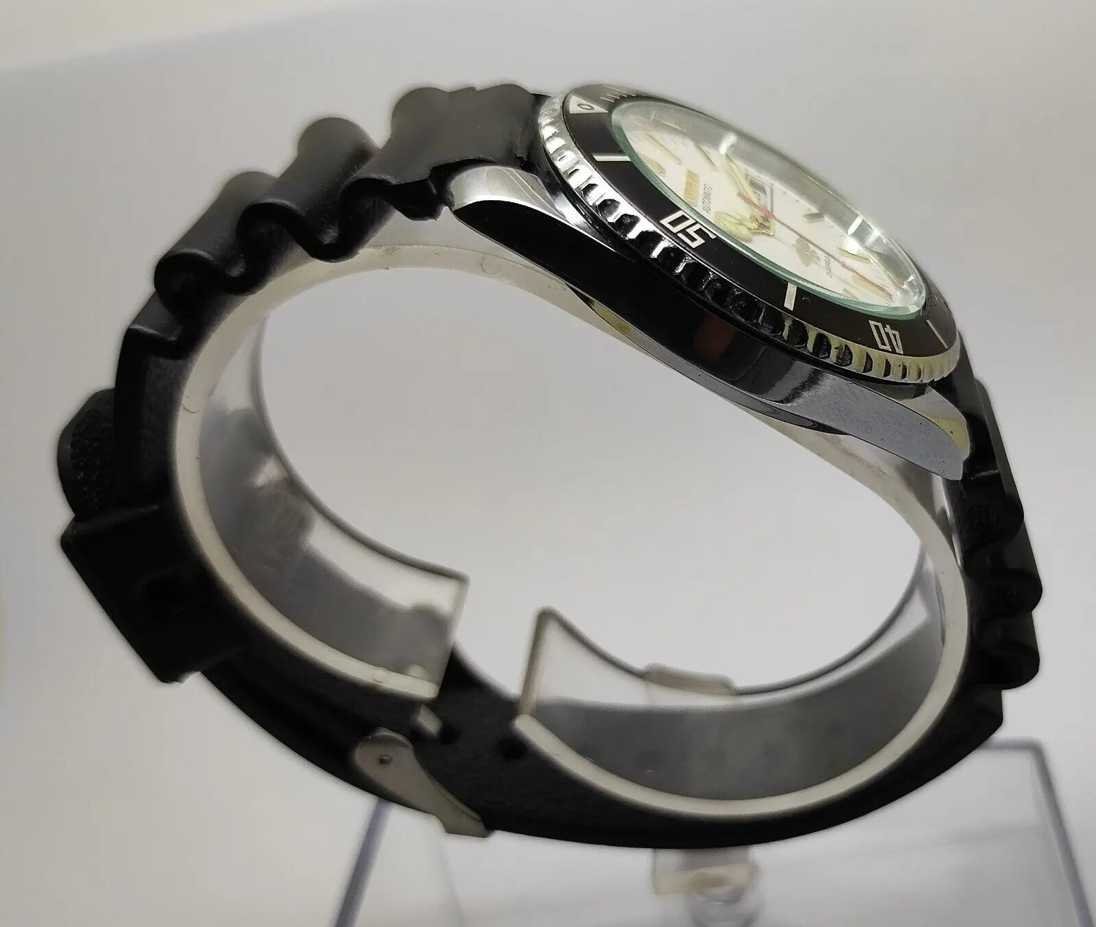 Citizen Sports Automatic Refurbished Watch Vintage Style Reliable Japanese Movement - National Watches